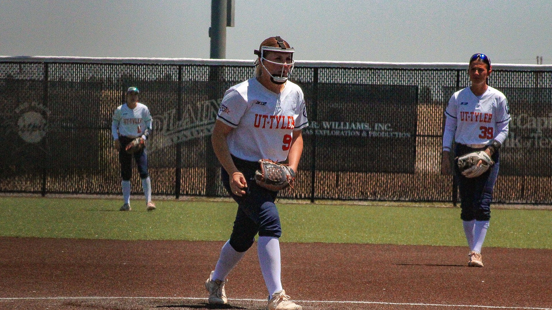Kendall Selitzky prepares to throw a pitch against St. Mary's in the LSC Tournament.