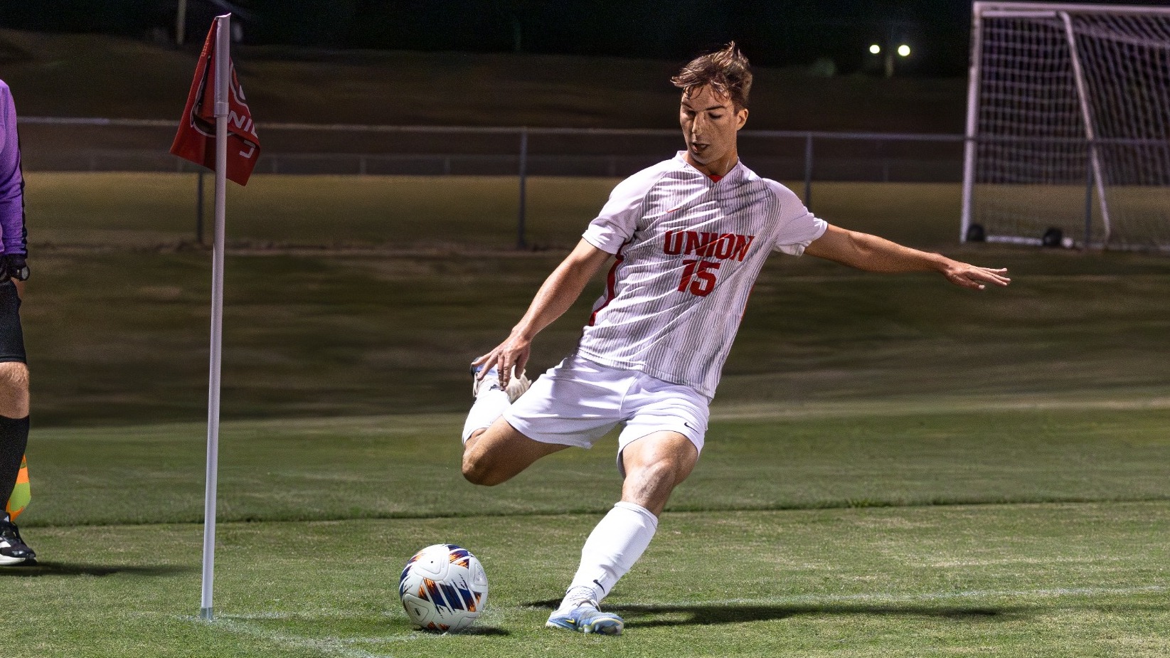 Pereira on the corner