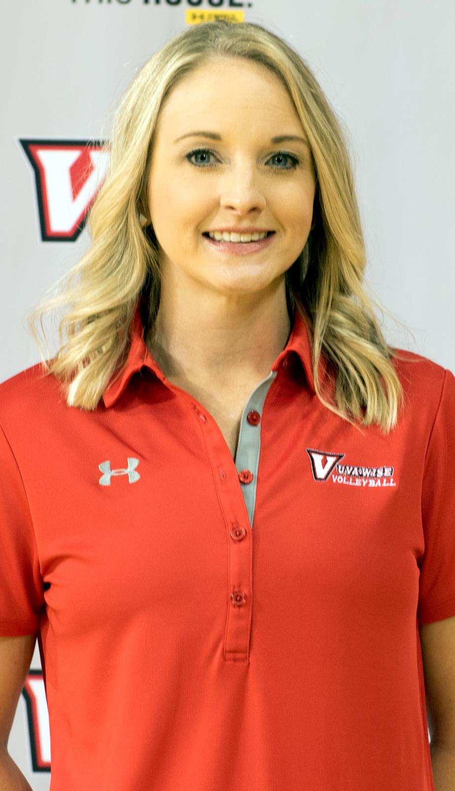 Kristen Salyer 2017 Head Shot 2