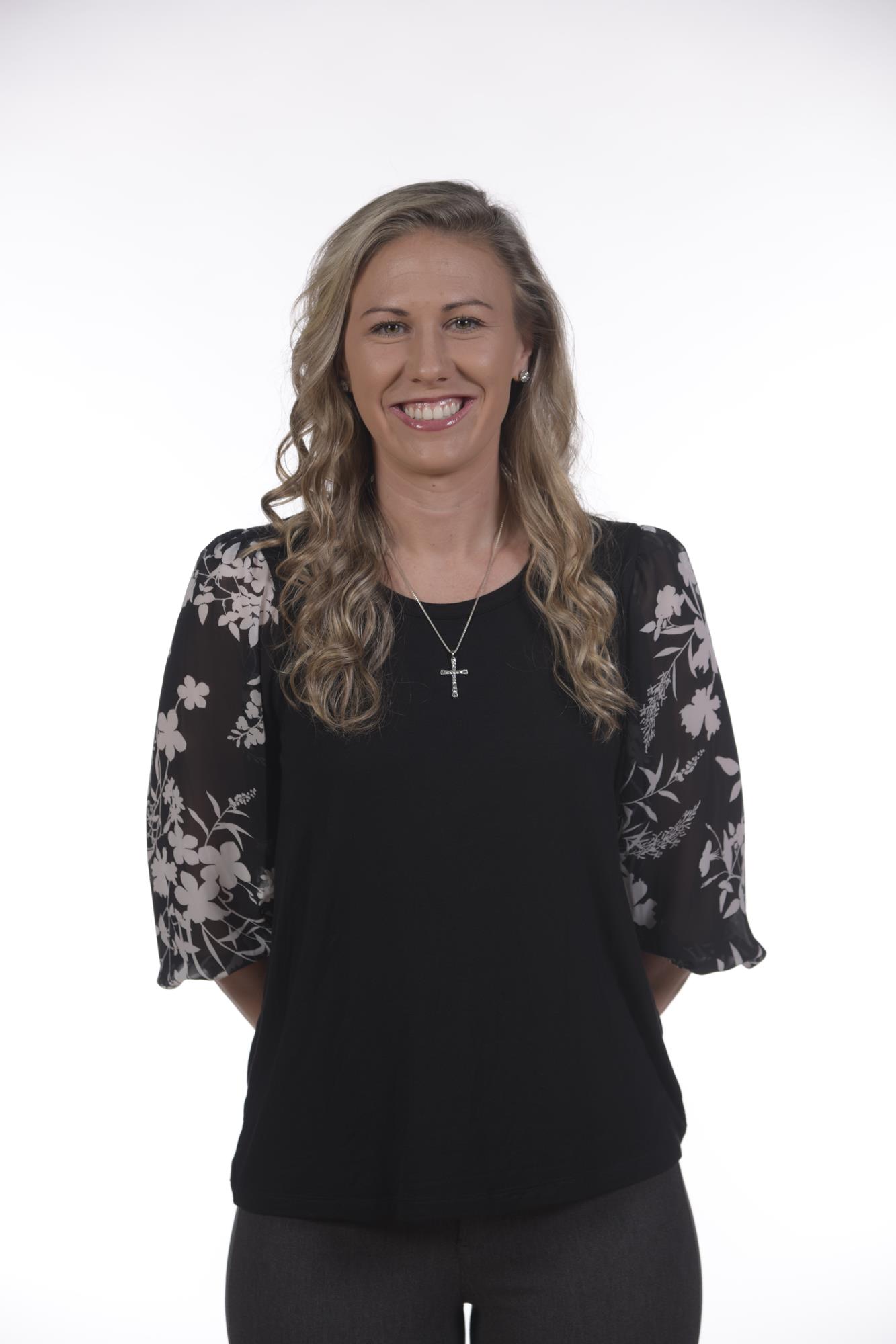 Jaqueline Kestner Head Shot