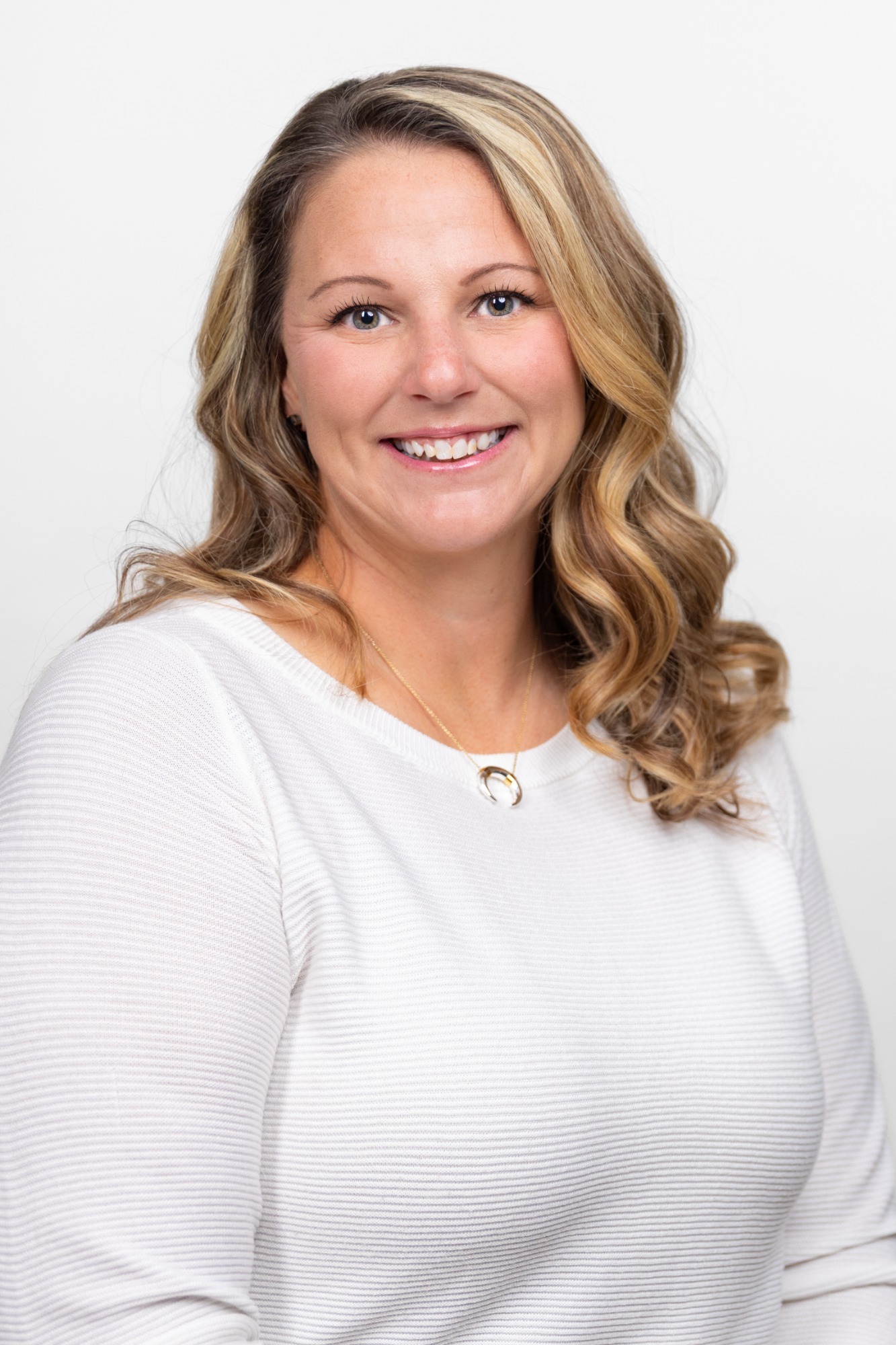 Karen Bitter Head Shot 2025-26