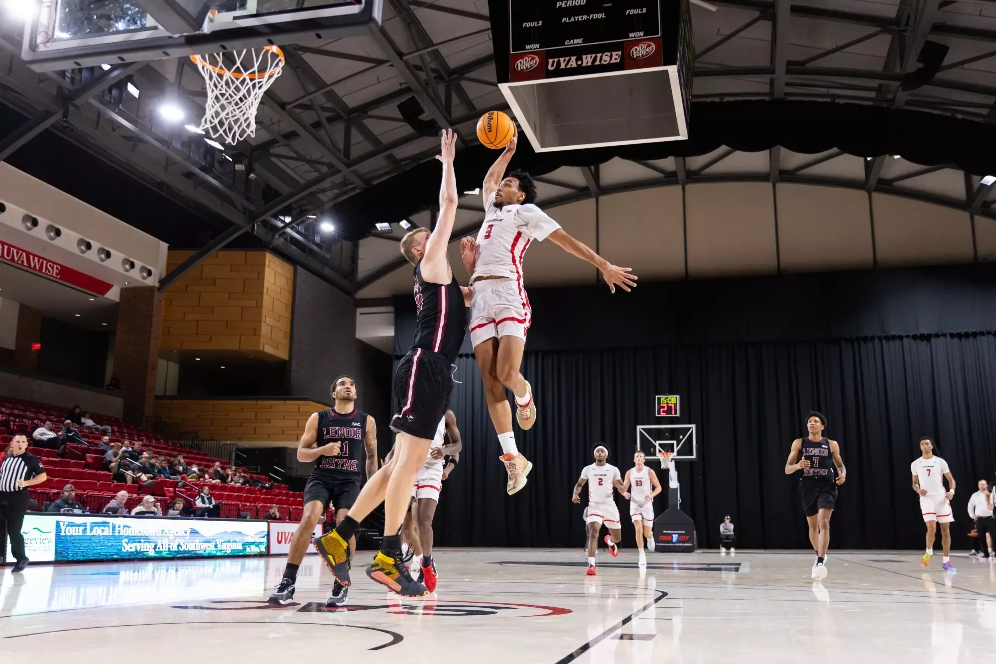 Patrick Shelley goes up for the dunk vs L-R -- 2025-26