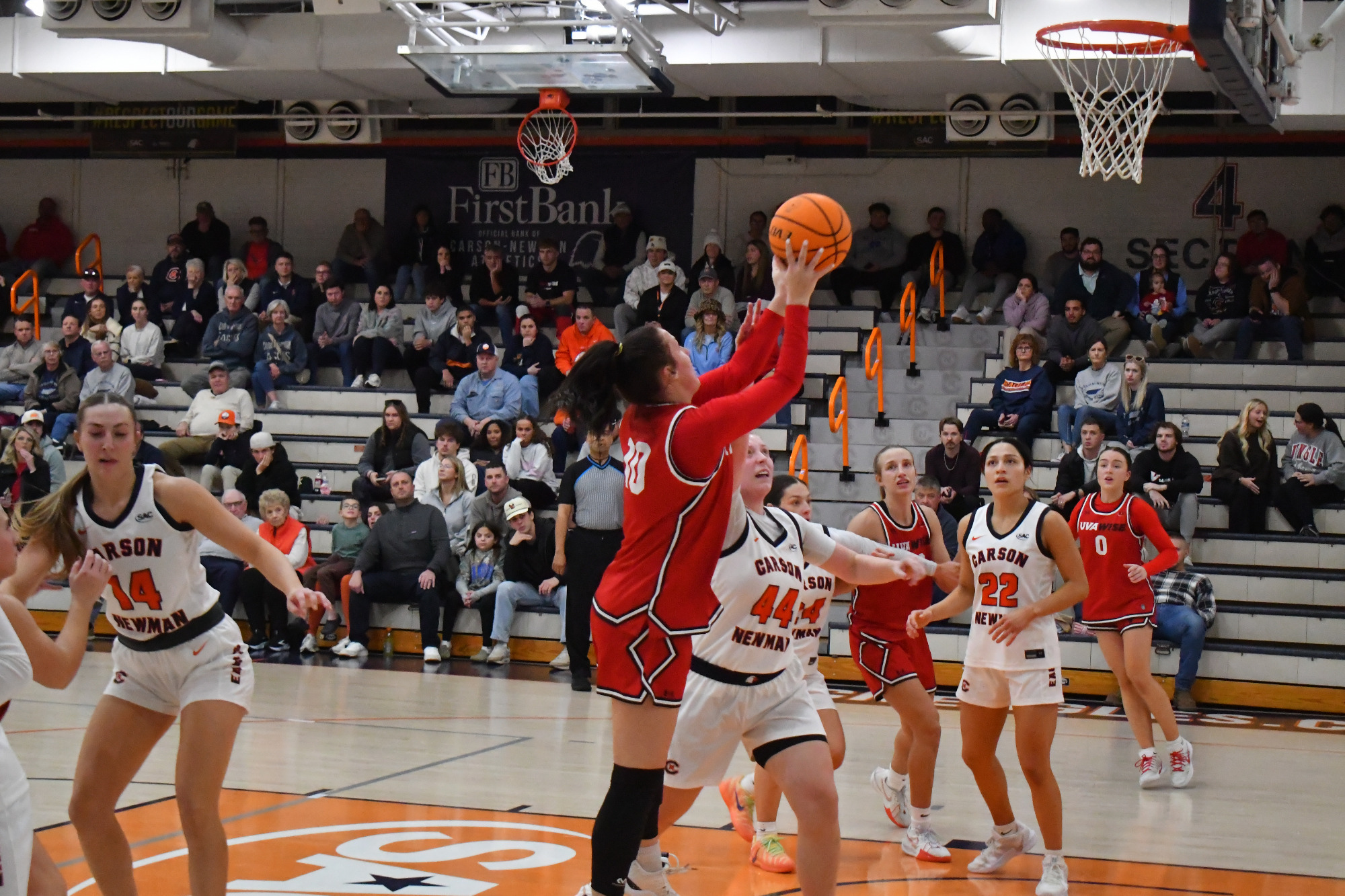 Grace Vyborny with the shot at C-N --- 2025-26