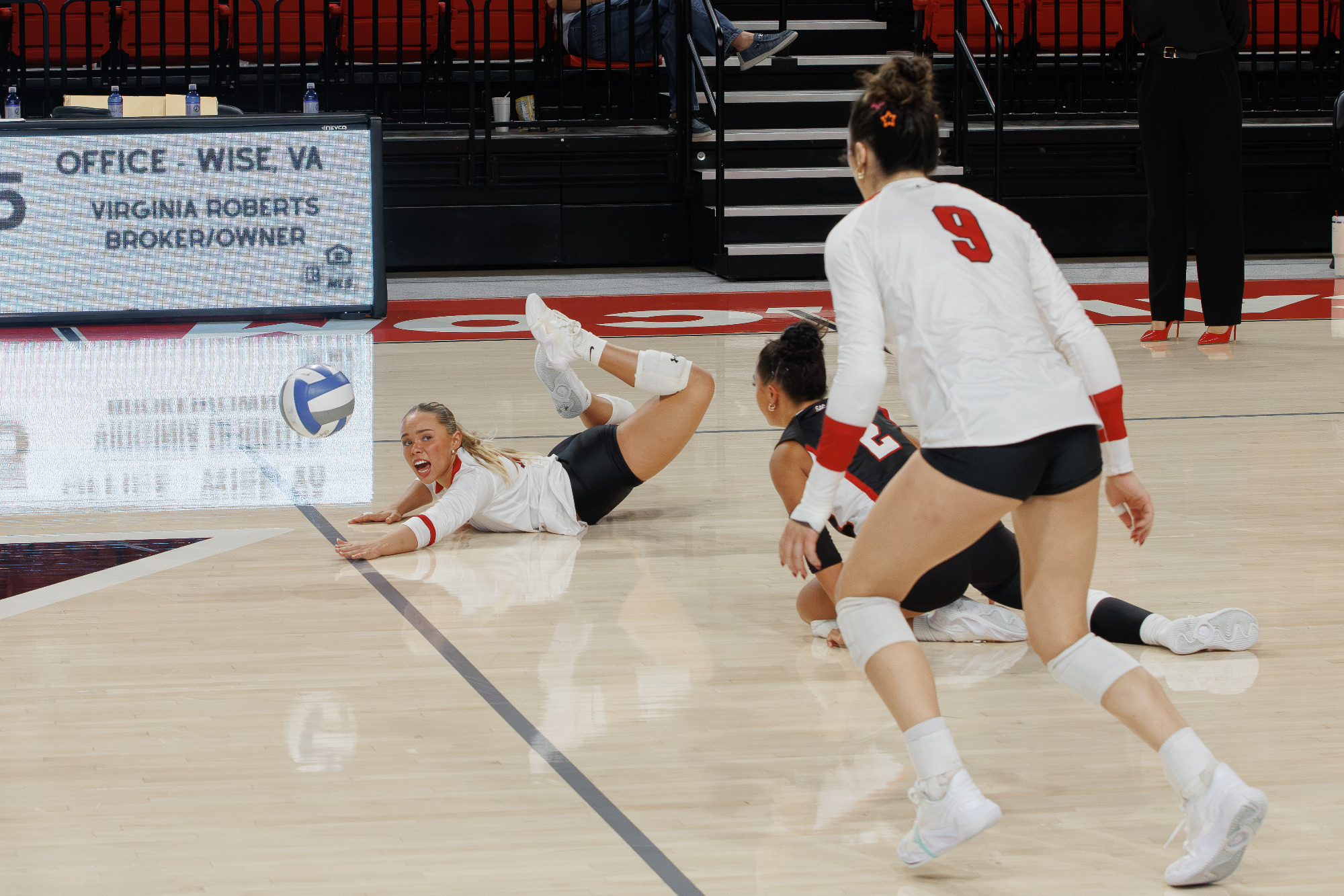 Libby Nickels makes the dig vs. Converse -- 10-13-2026