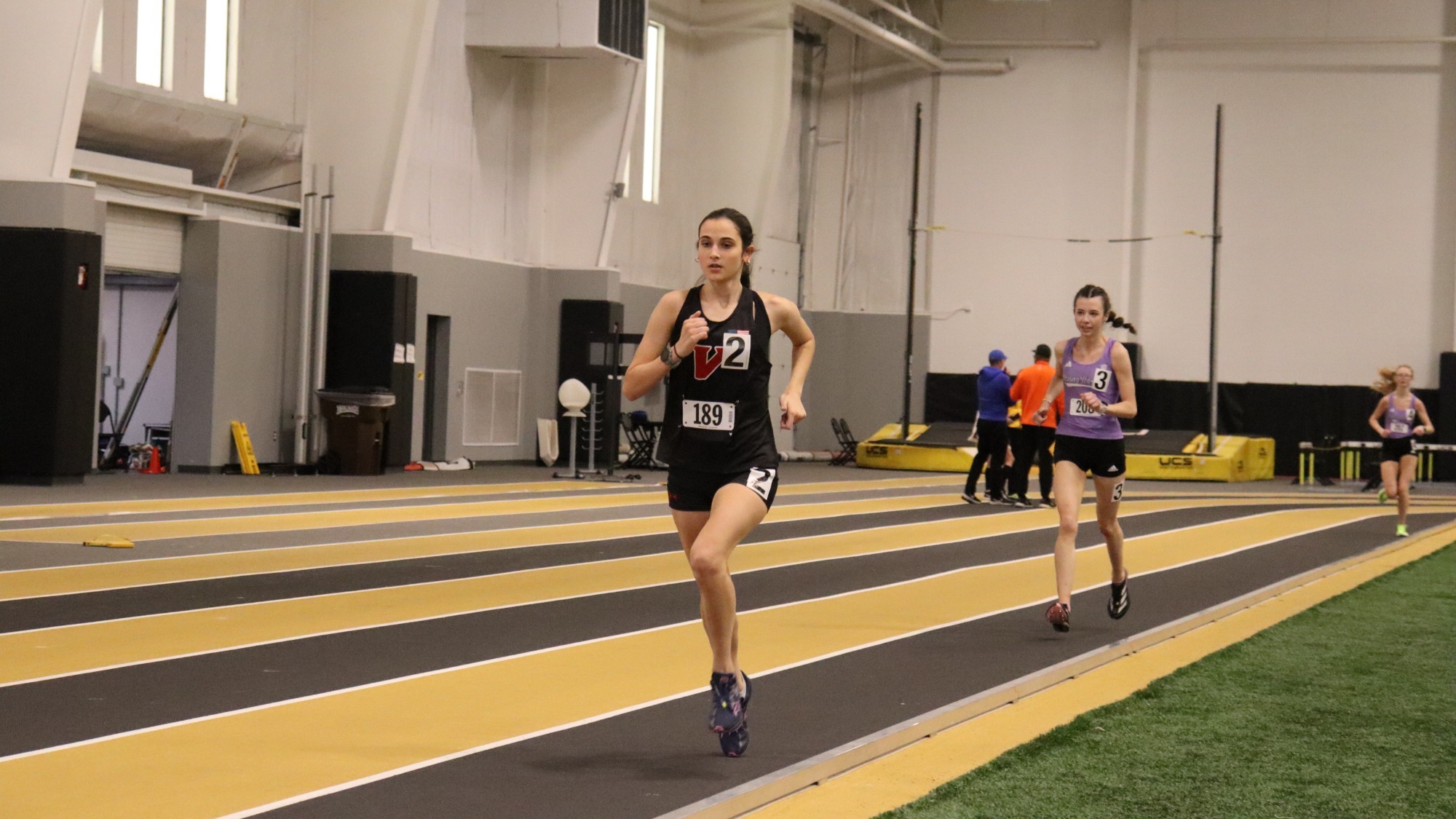 Sylvie Fracis runs at the Center Indoor Meet Feb 2026
