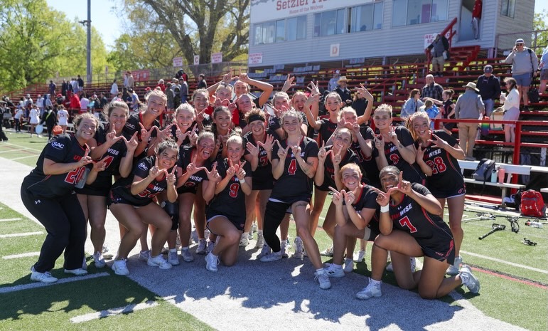 Lax team celebrates win over Newberry - 2026