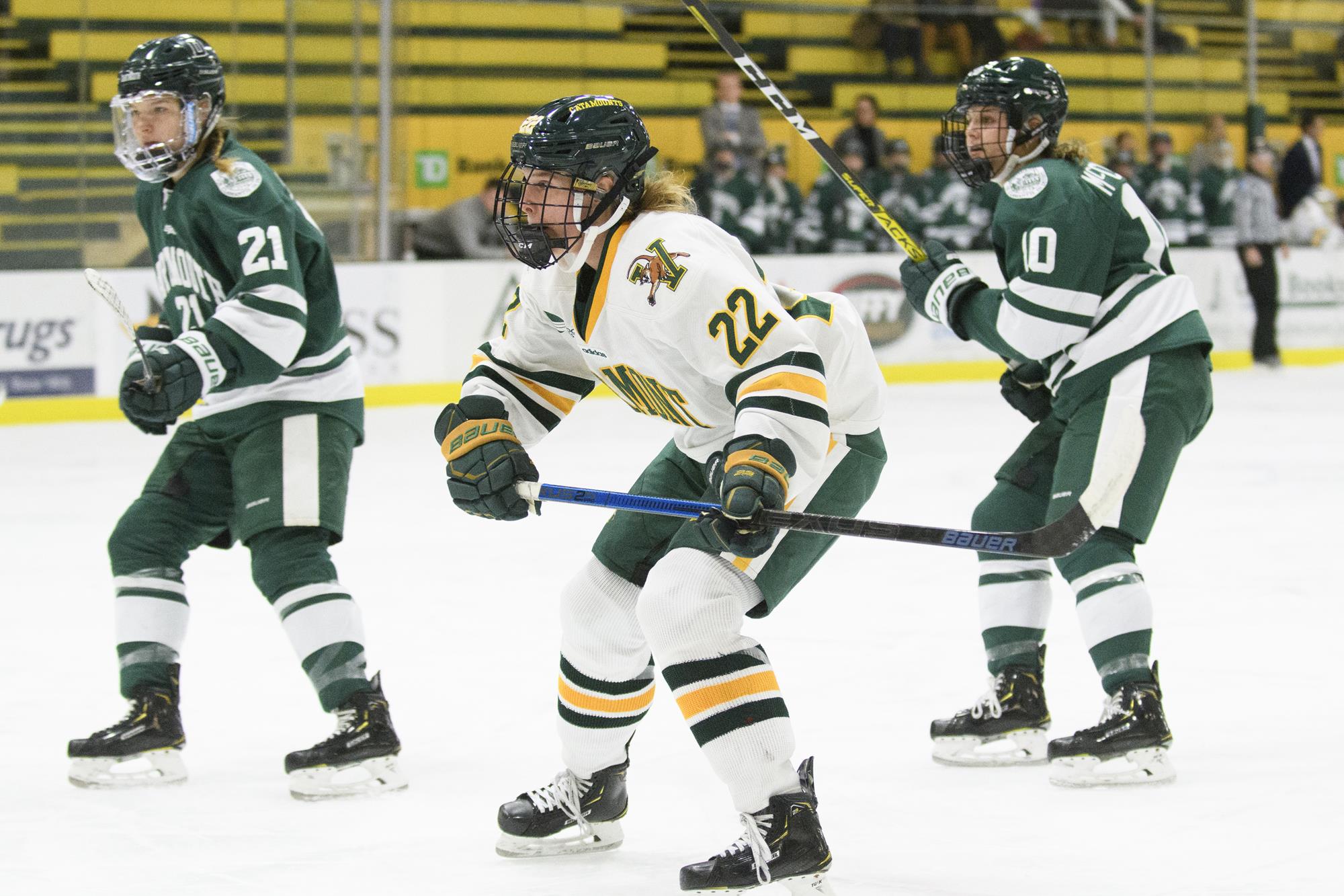Alex Gray Women's Ice Hockey University of Vermont Athletics