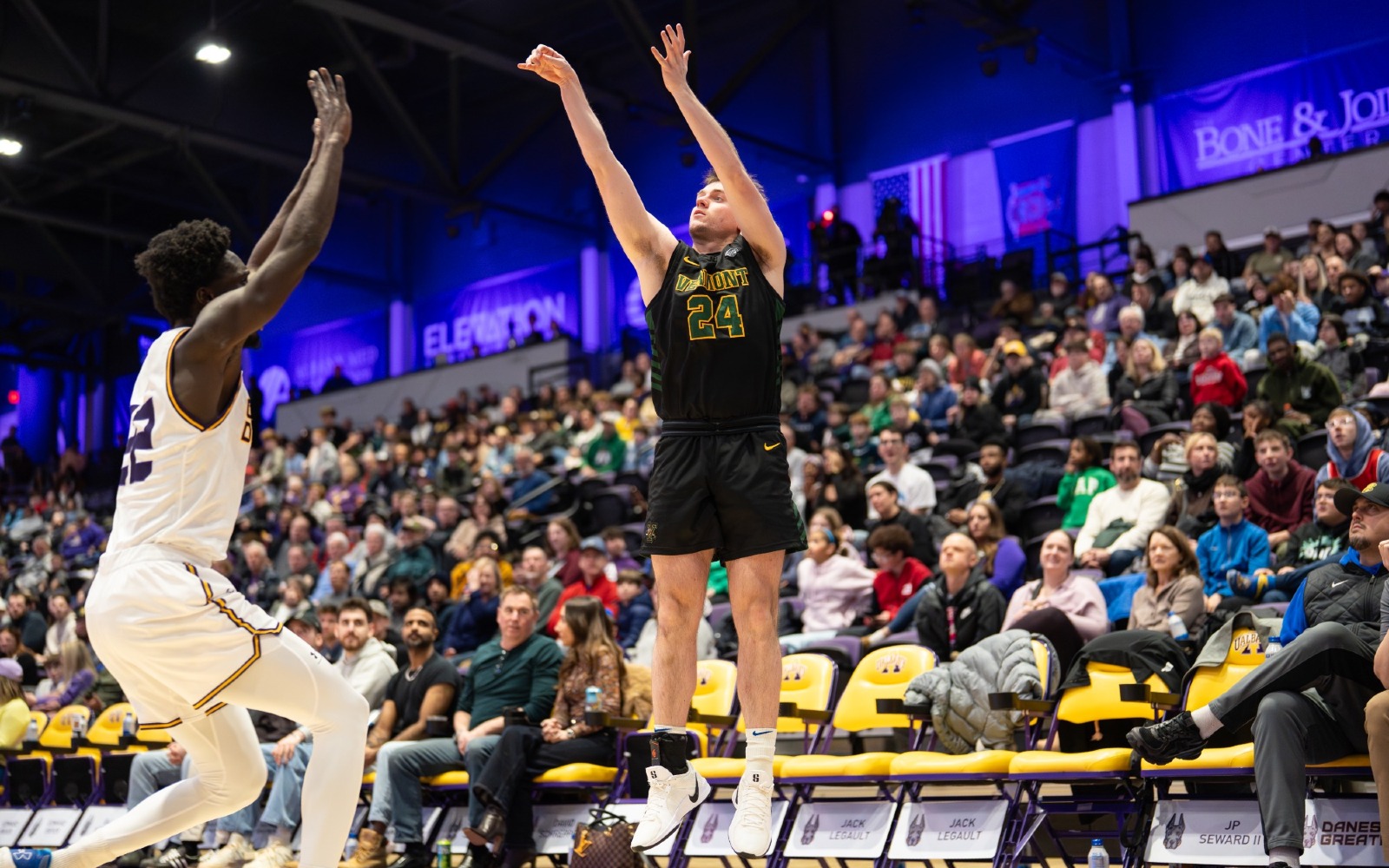 mbb recap vs UAlbany