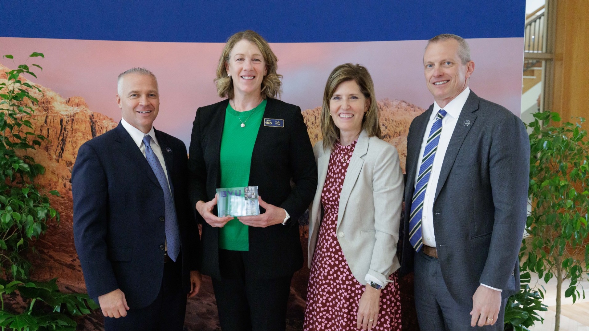  Cathy Nixon BYU distinguished alumni award