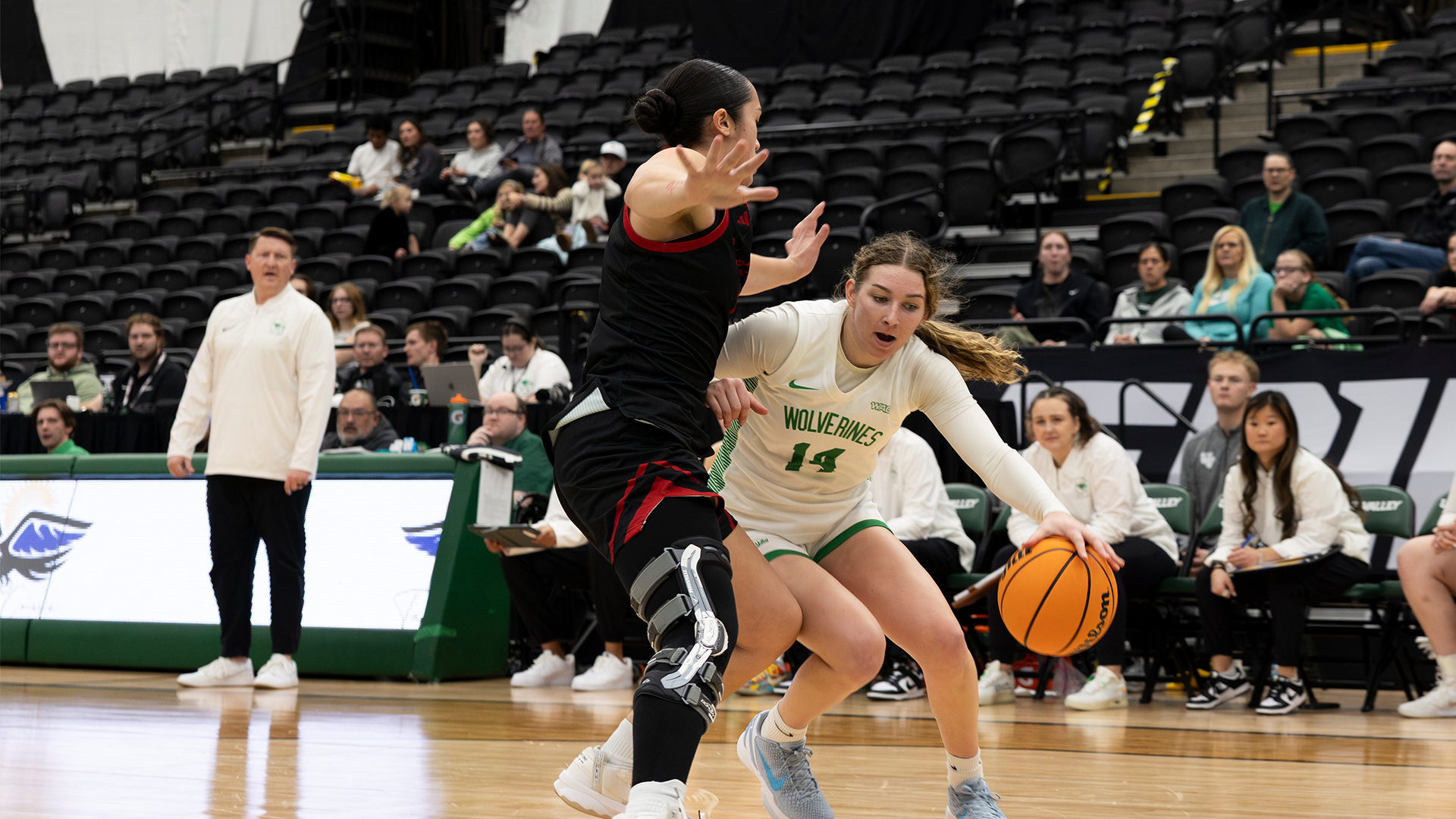Kaylee Headrick drives to the basket