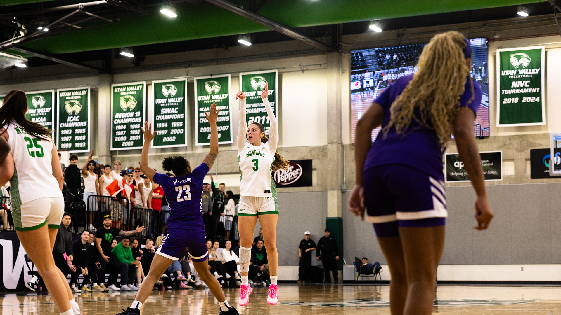Amanda Barcello shoots against Tarleton State