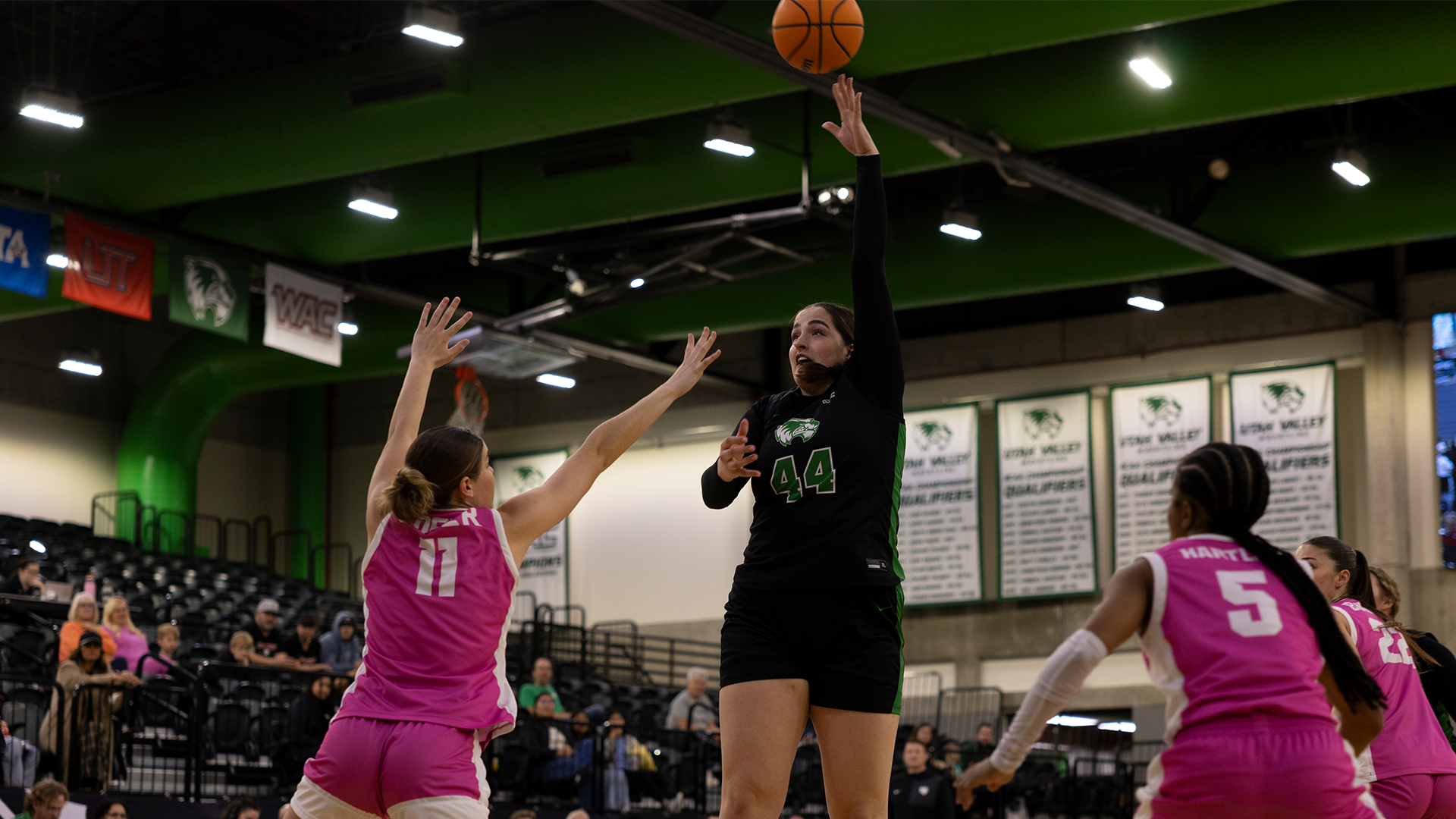 Gracie Sorenson's hook shot