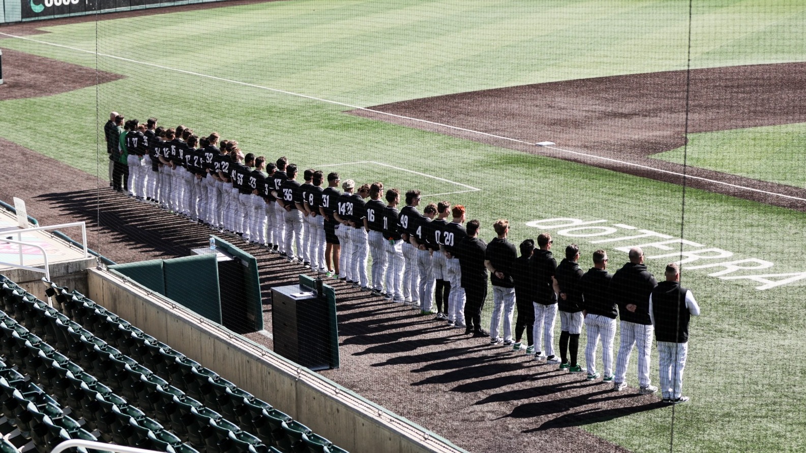UVU Baseball during the national anthem