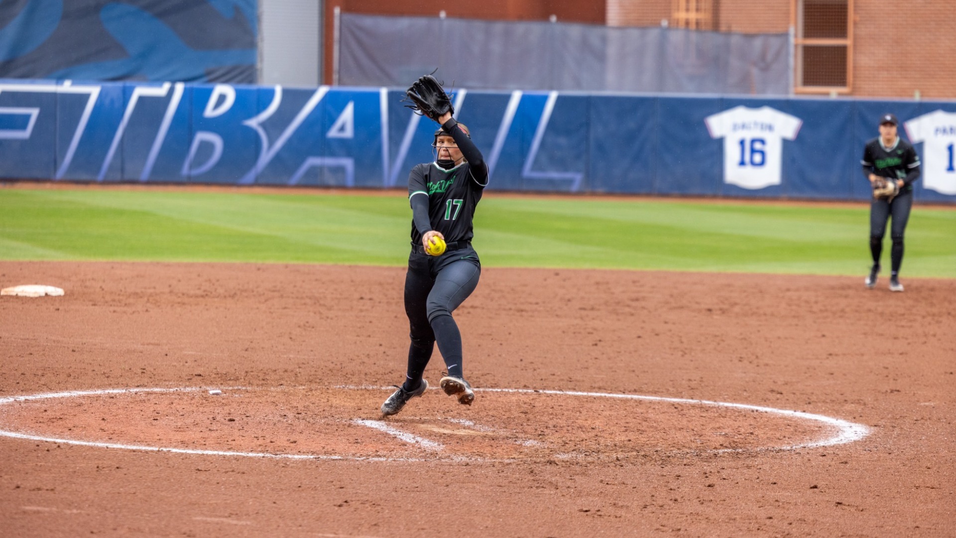 Lily Riley in the windup at Arizona