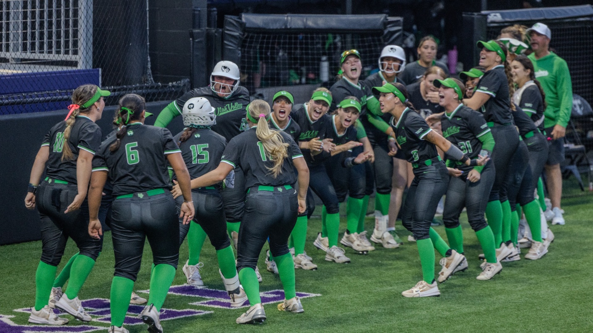 Team celebrates Tatum Hall's homer vs TSU