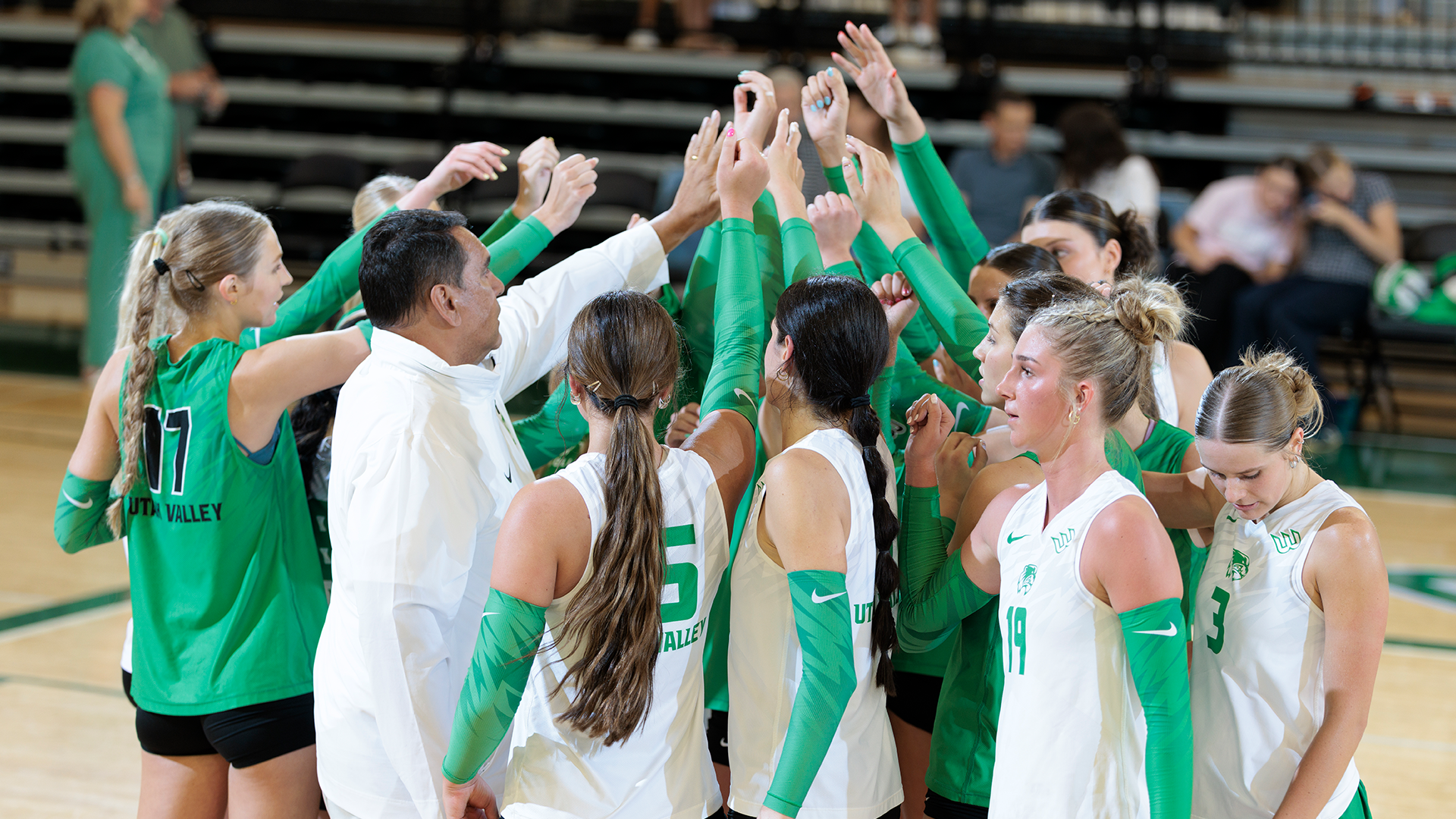 UVU Team Huddle during the Green and White
