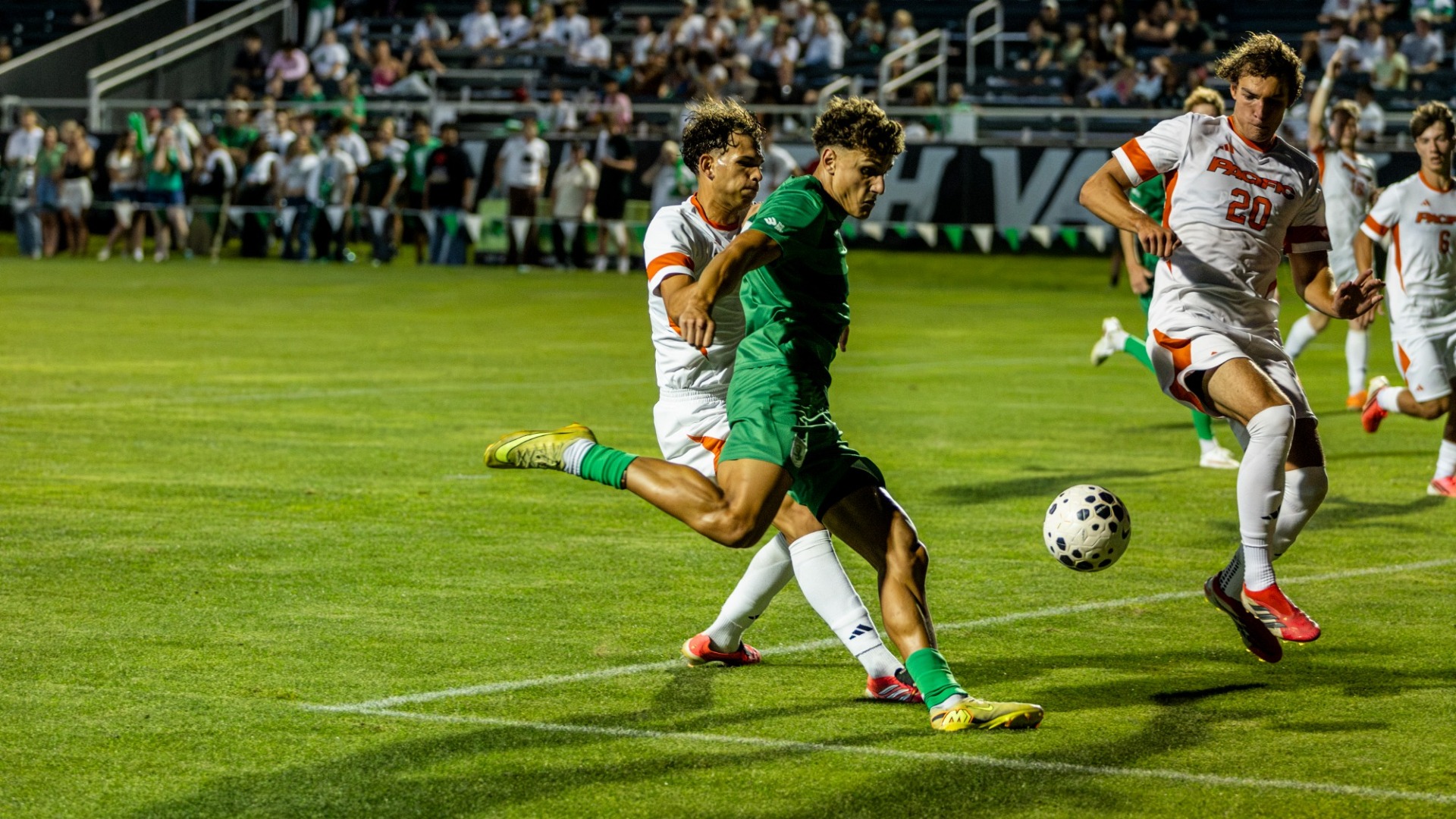 Jose Montealegre vs Pacific