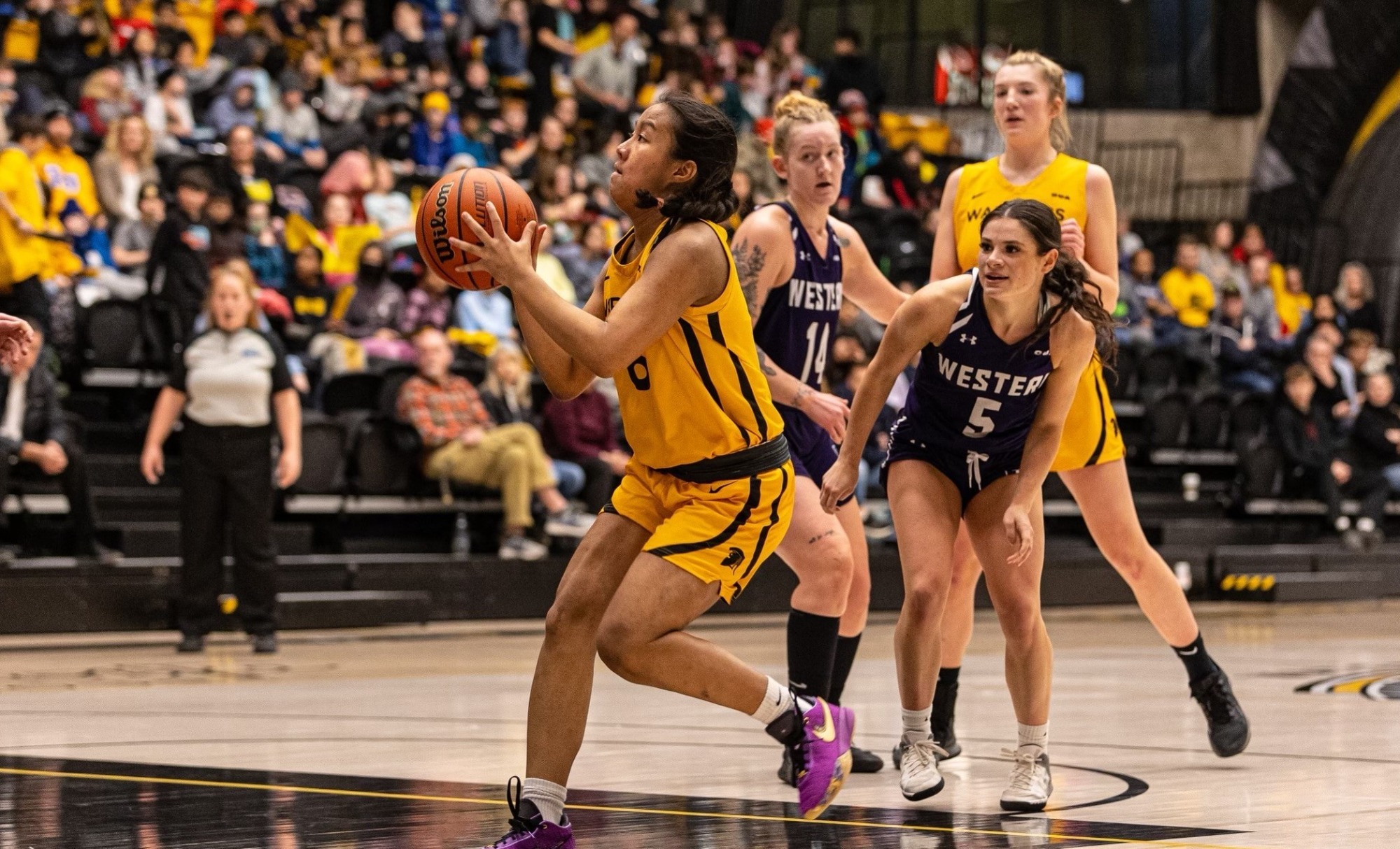 Ghiselle Poblete Women's Basketball University of Waterloo Athletics