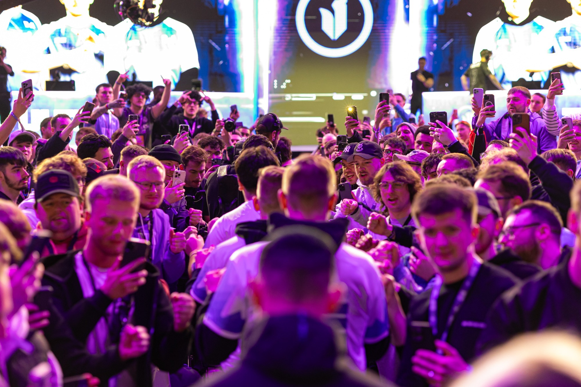 CoDL Championship story photo