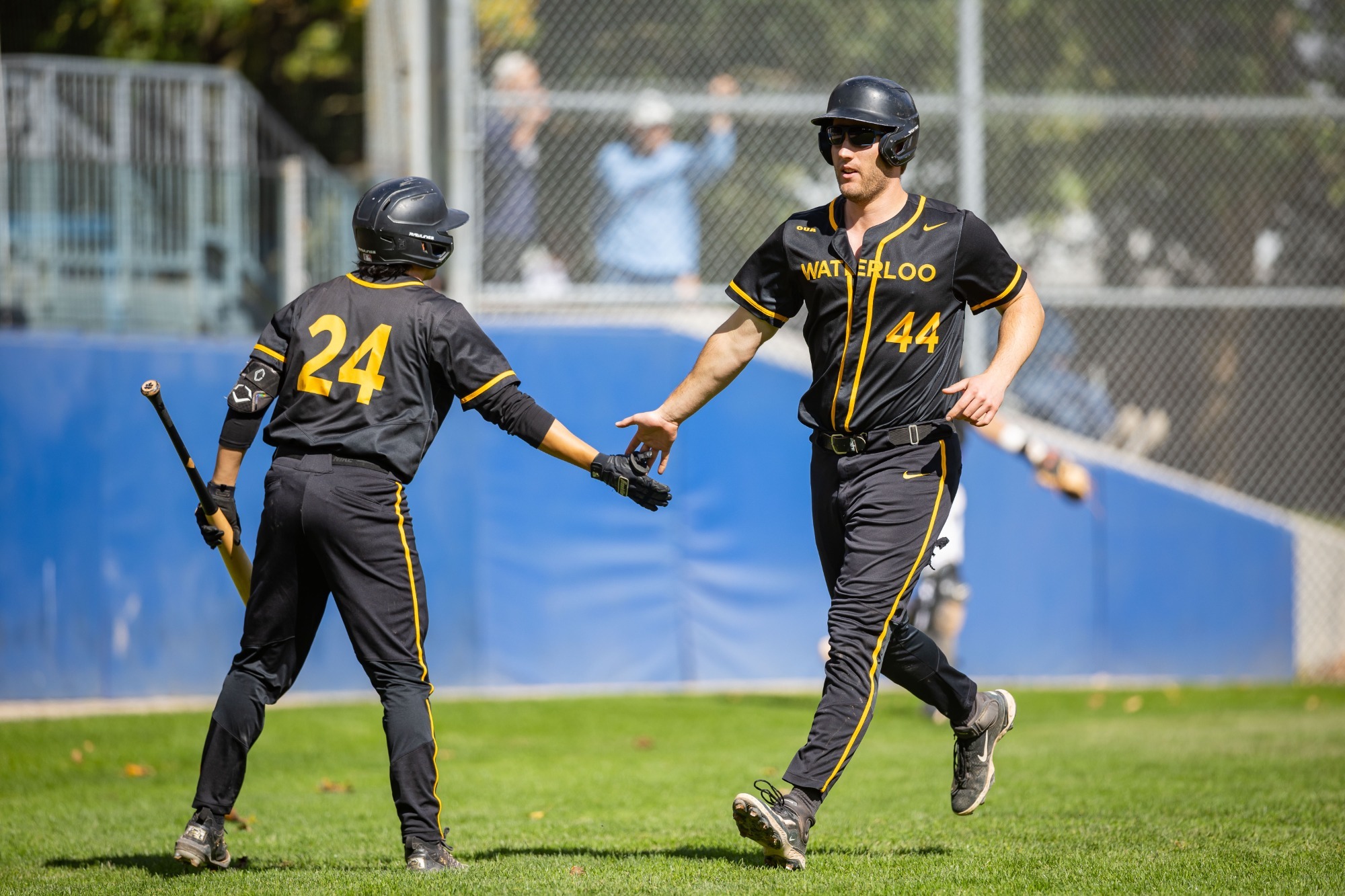 Warriors win OUA Wild Card Game