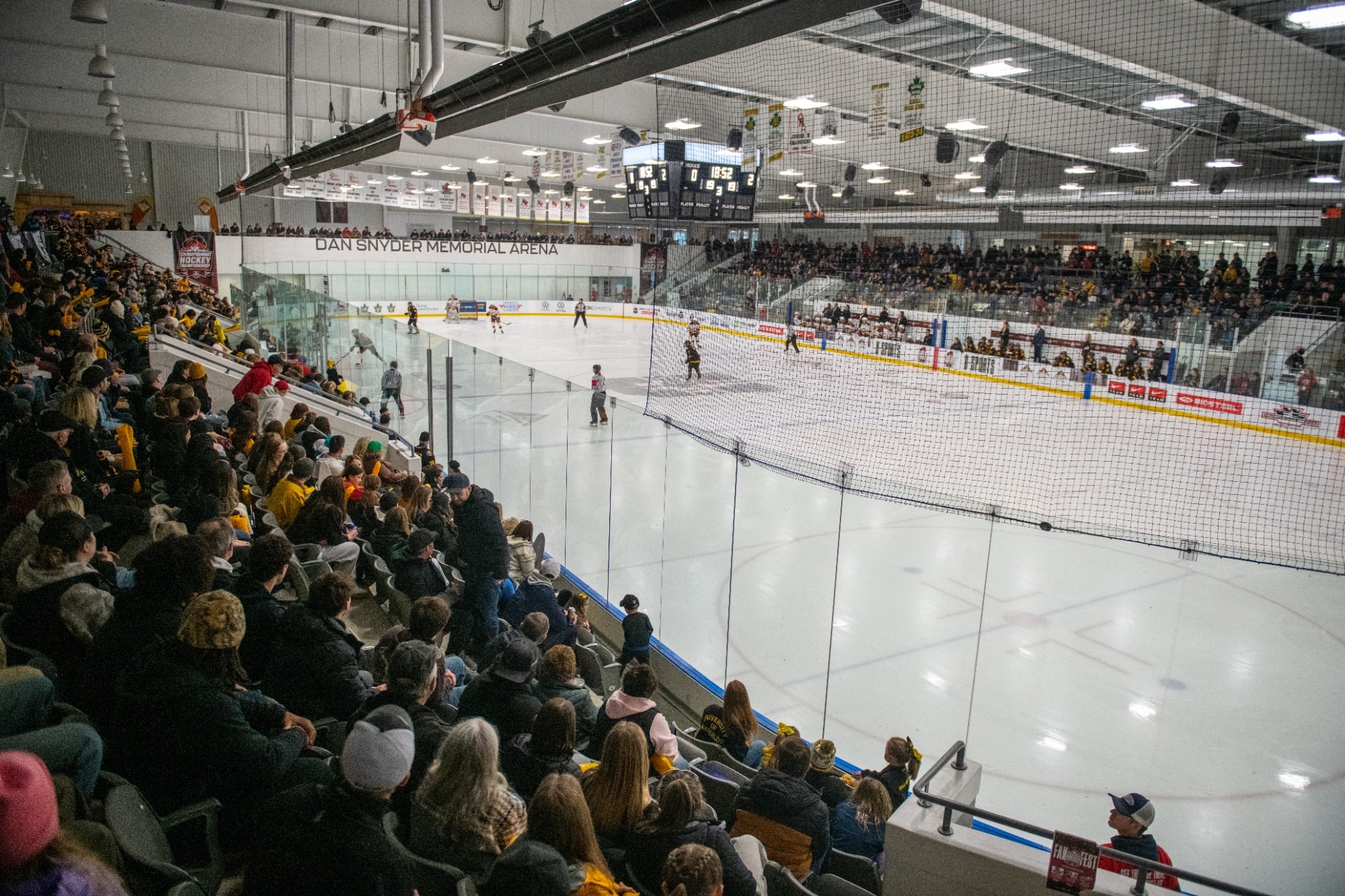 Full house at the 2025 Miller Waste U SPORTS Women's Hockey Championship