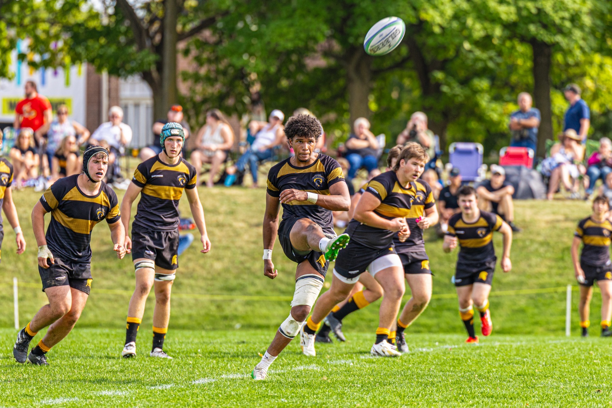 Thomas Wells Richards makes a kick