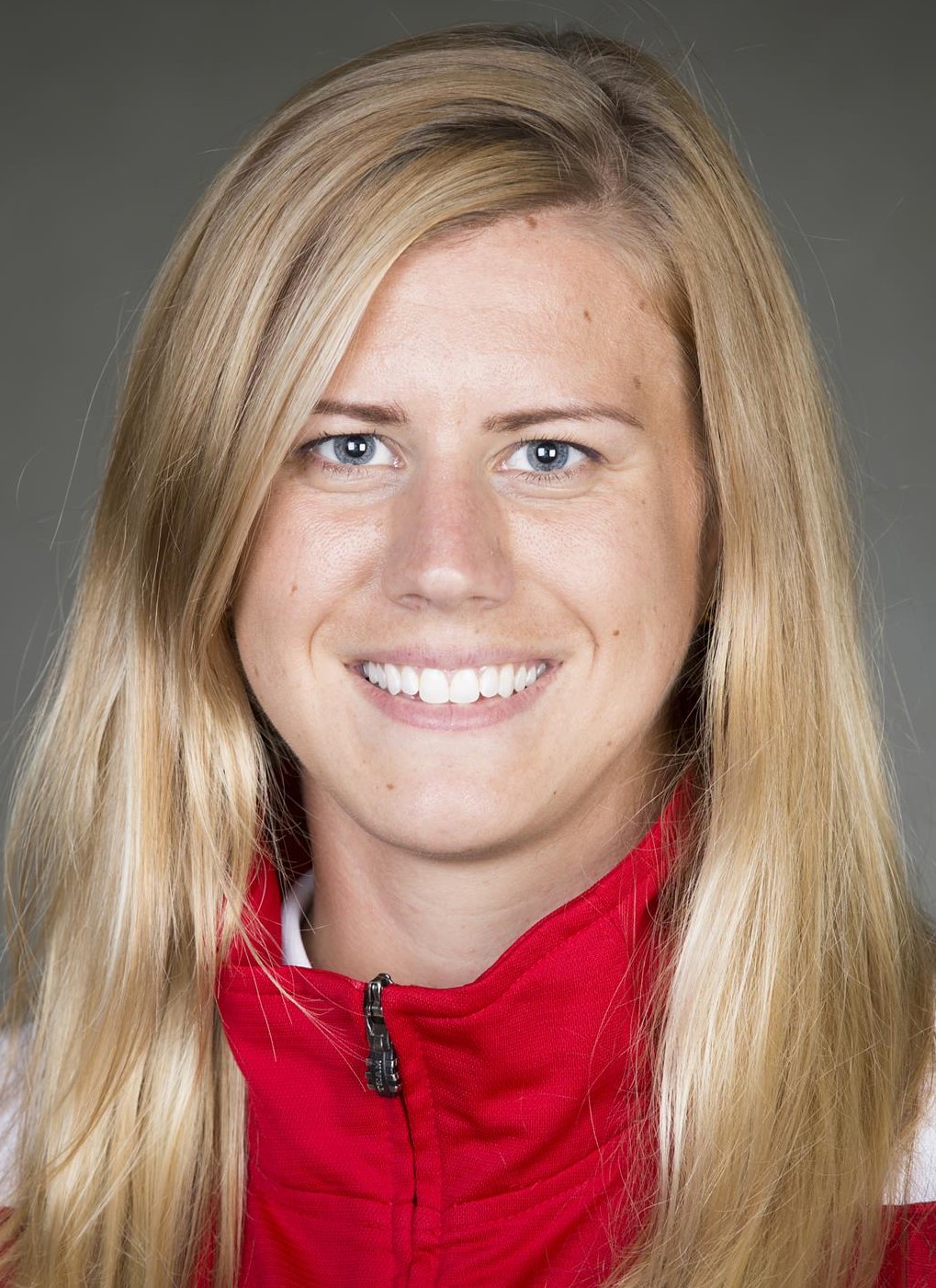 Emilie Hoeper headshot