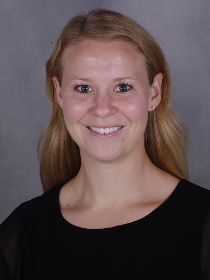 Rebeccca Neuger Head Shot