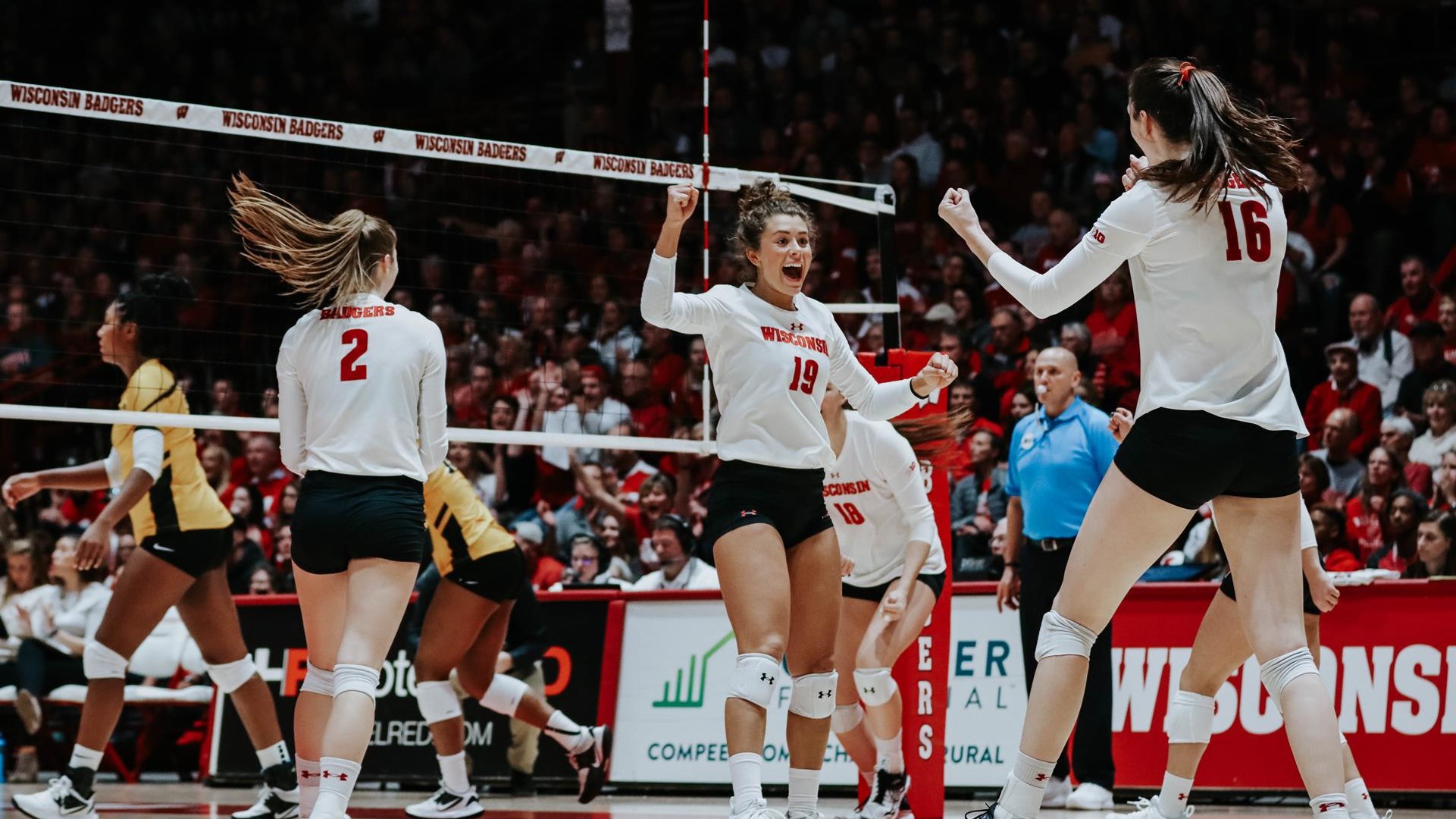 Erome wisconsin volleyball