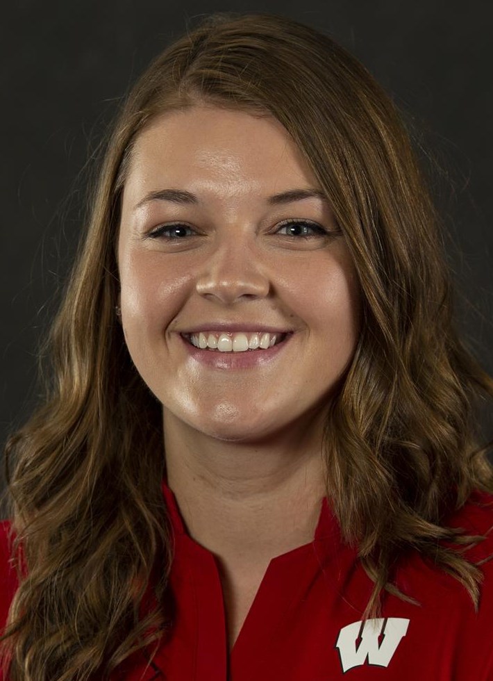 Mackenzie Zanow headshot - 2019-20