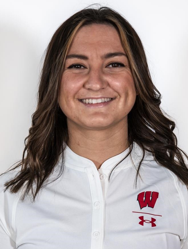 Mackenzie Long head shot