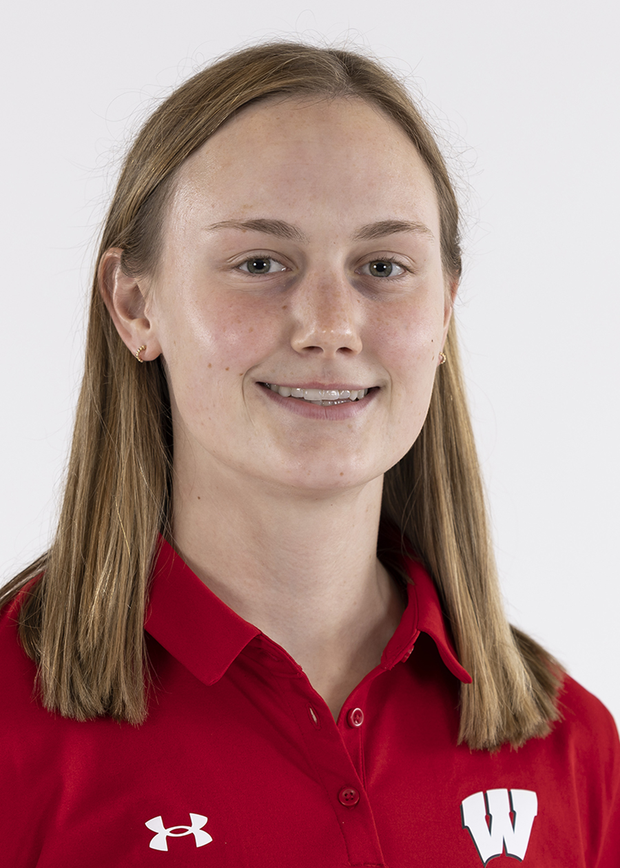 Adrienne Kisting of the Wisconsin rowing team during team portrait day Friday October 28, 2022 in Madison, Wisconsin.Photo by Tom Lynn/Wisconsin Athletic Communications