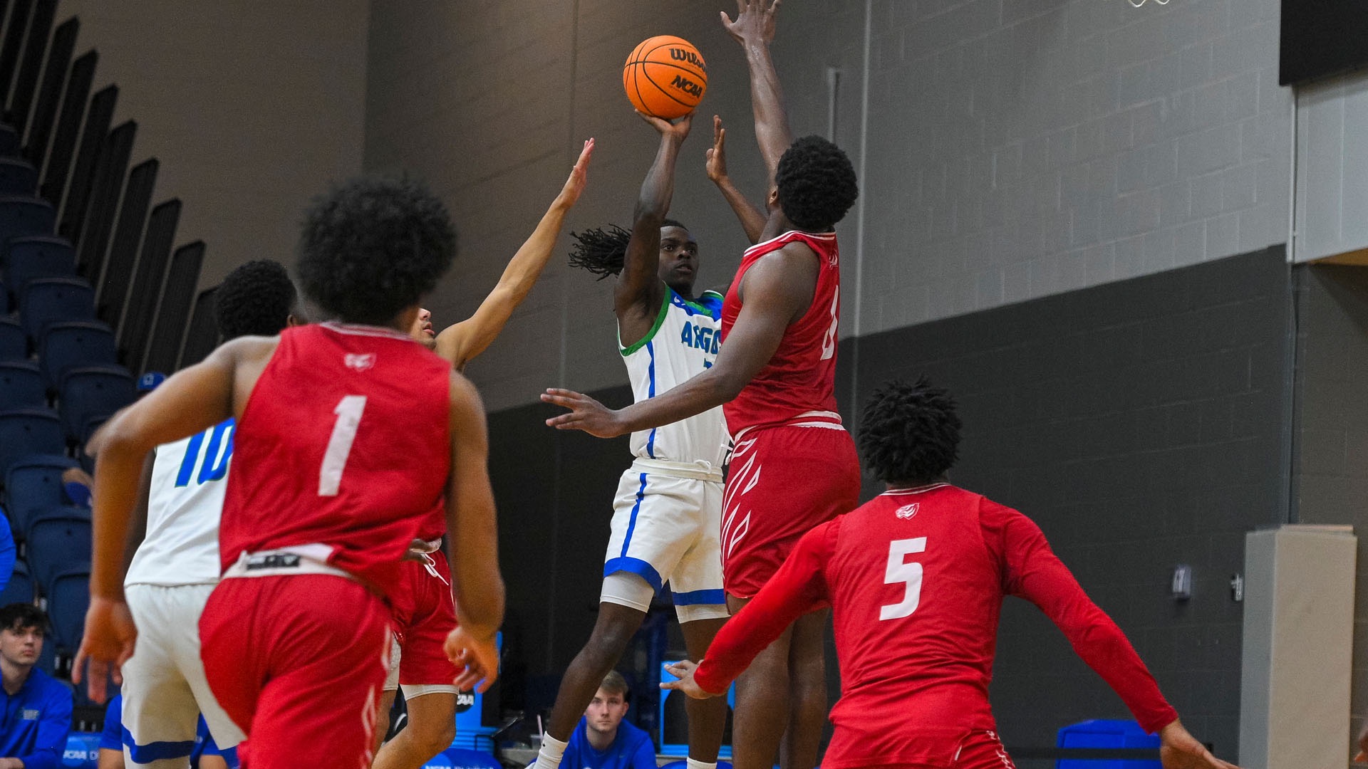 Bryant’s Jumper Lifts UWF Over West Alabama University of West