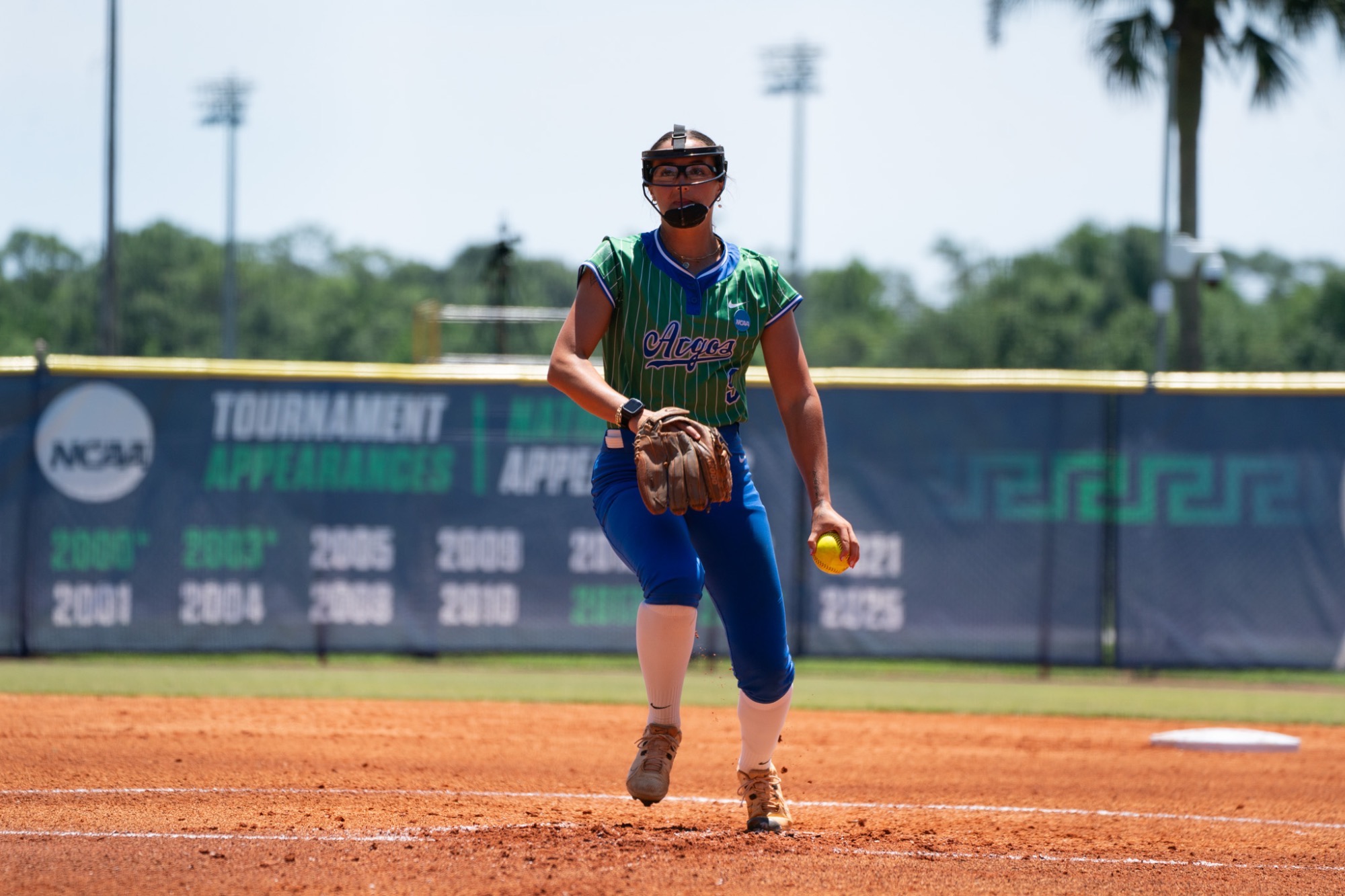 Hannah Harper pitching vs UAH