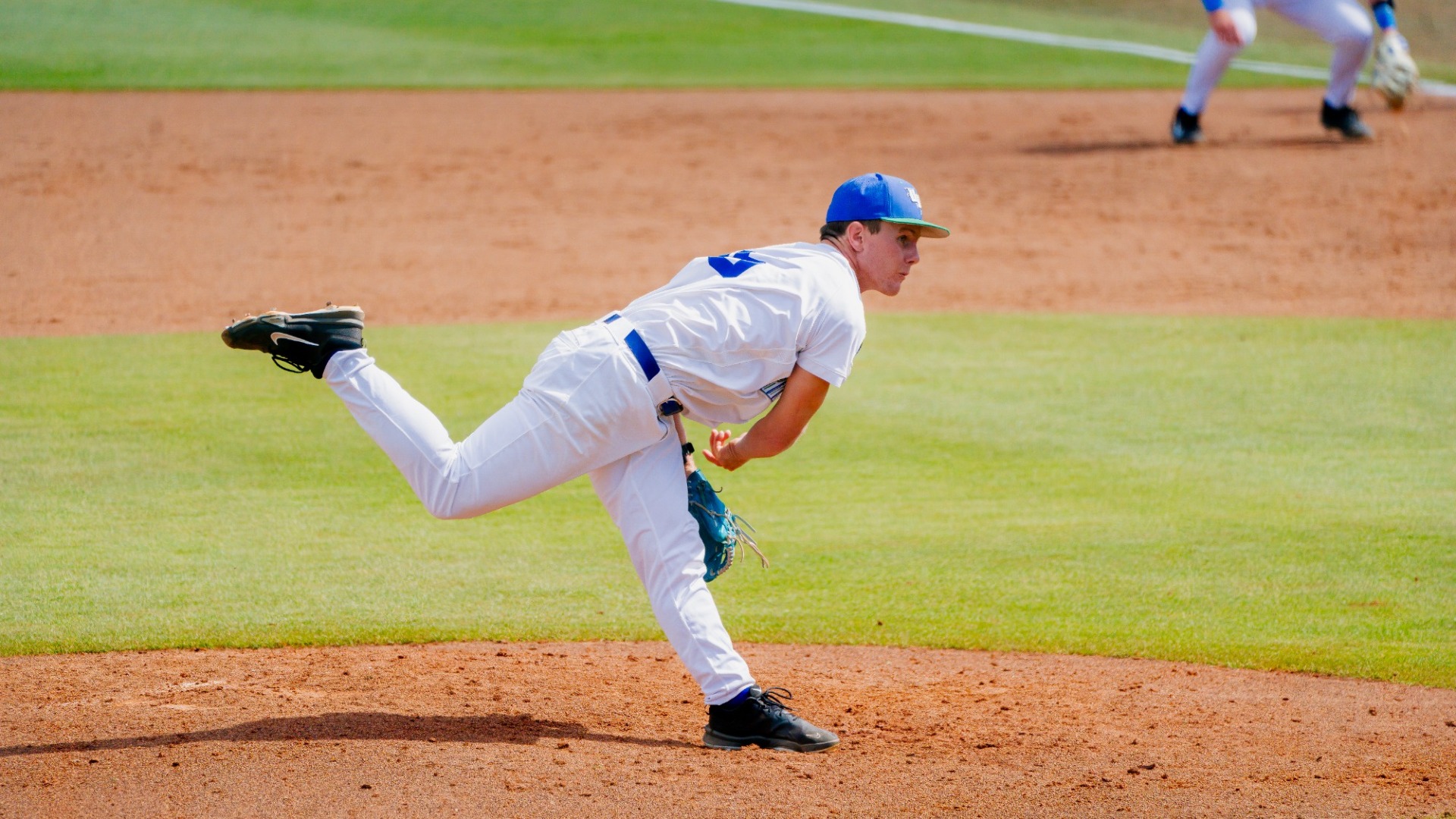 Braden Rapp throws complete game against Lee in GSC tournament