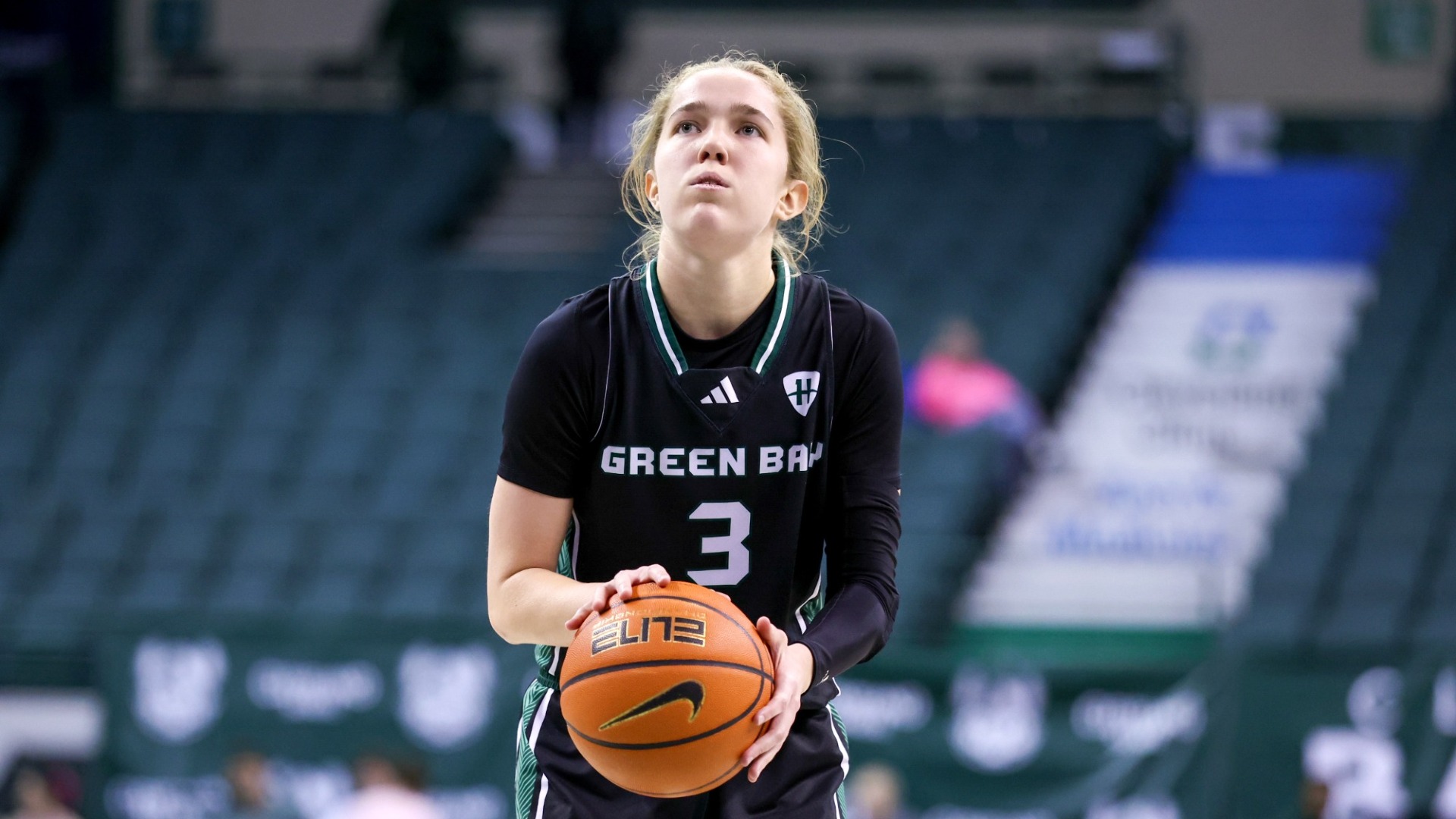 CLEVELAND, OH - FEBRUARY 11: Green Bay Phoenix guard Maddy Skorupski (3) at the foul line during the second quarter of the women's college basketball game between the Green Bay Phoenix and Cleveland State Vikings on February 11, 2026, at the Wolstein Center in Cleveland, OH. (Photo by Frank Jansky)