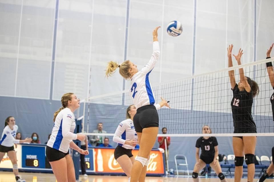 Caitlin Frazee 2022 Women's Volleyball UWG Wolves Athletic