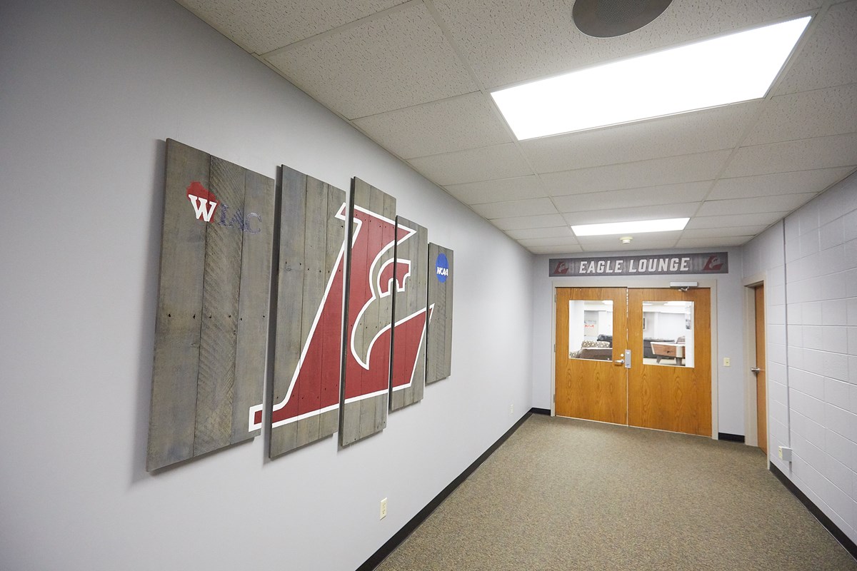 UWL Opens Year at RCTC Open; Hansen and Meyer Win Titles University