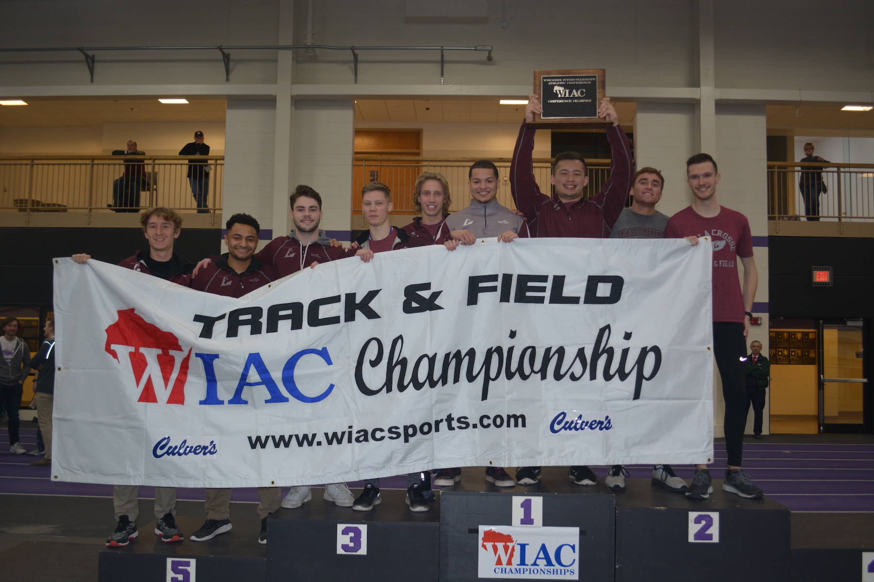 Men's Track & Field Wins 18th Straight WIAC Indoor Championship