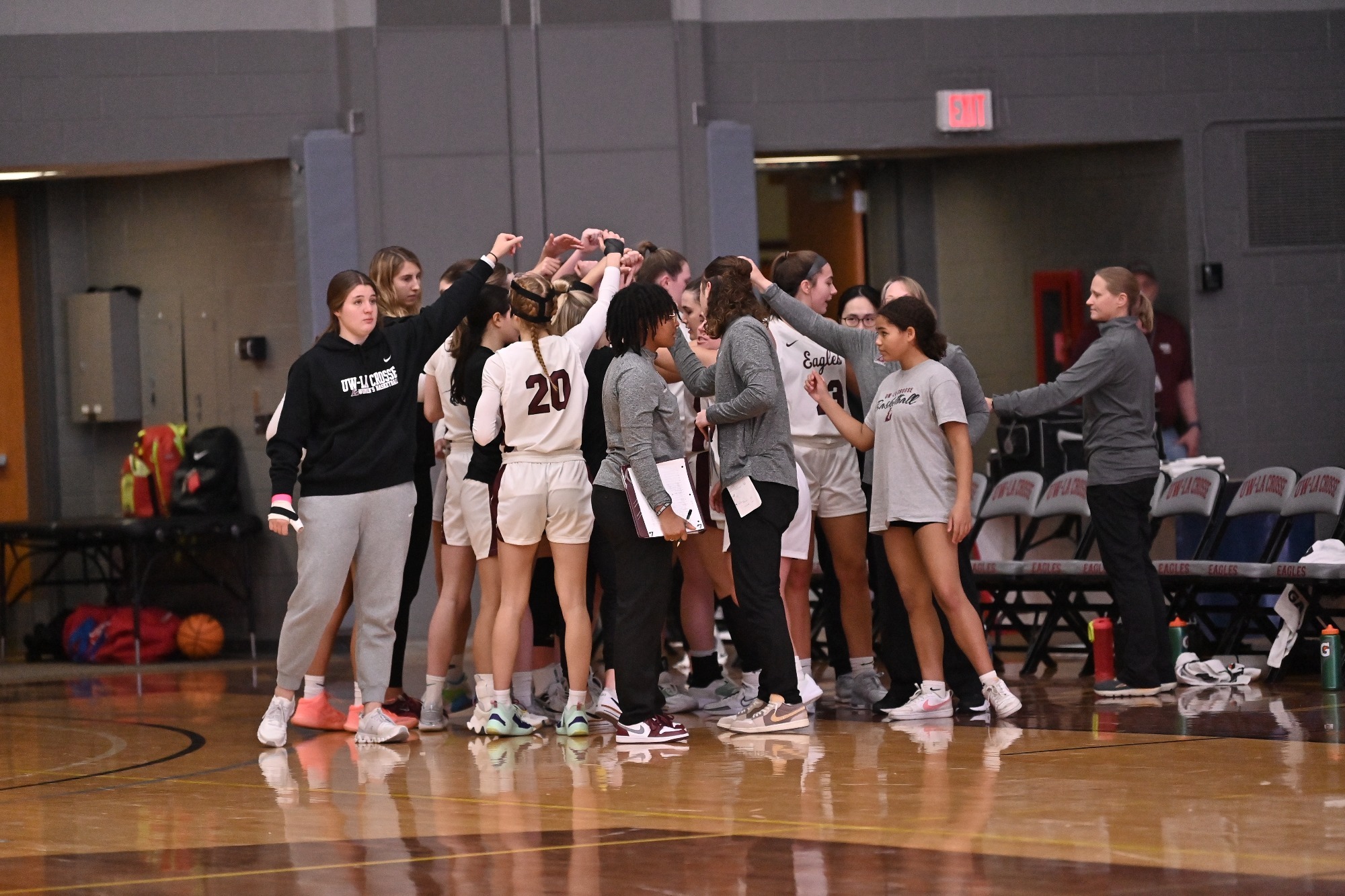 Slow Start Dooms Eagles in NonConference Matchup with Gustavus