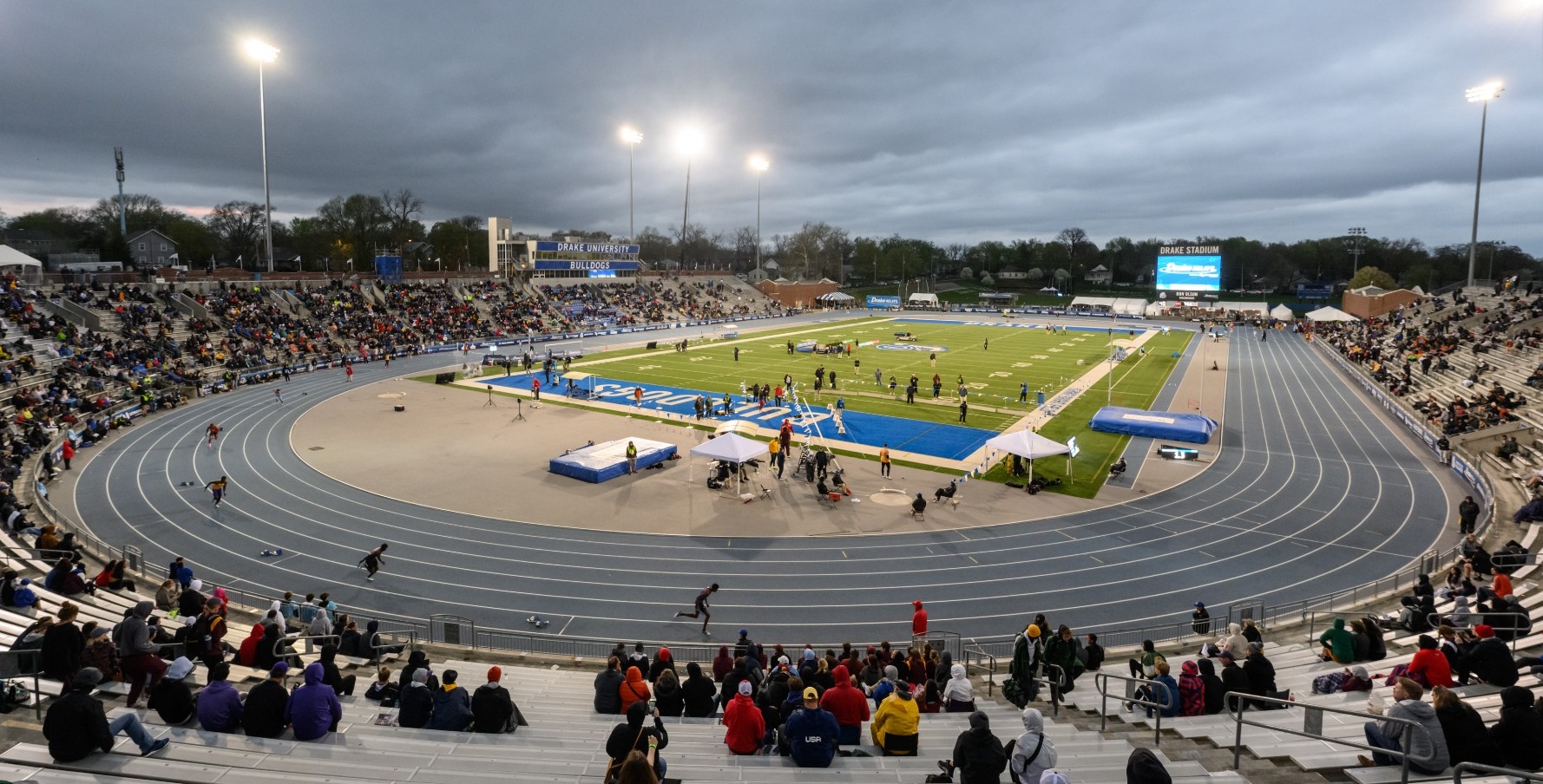 Blaskowski Third and Smith Eighth in 100Meter Dash; 4x400 Places Third