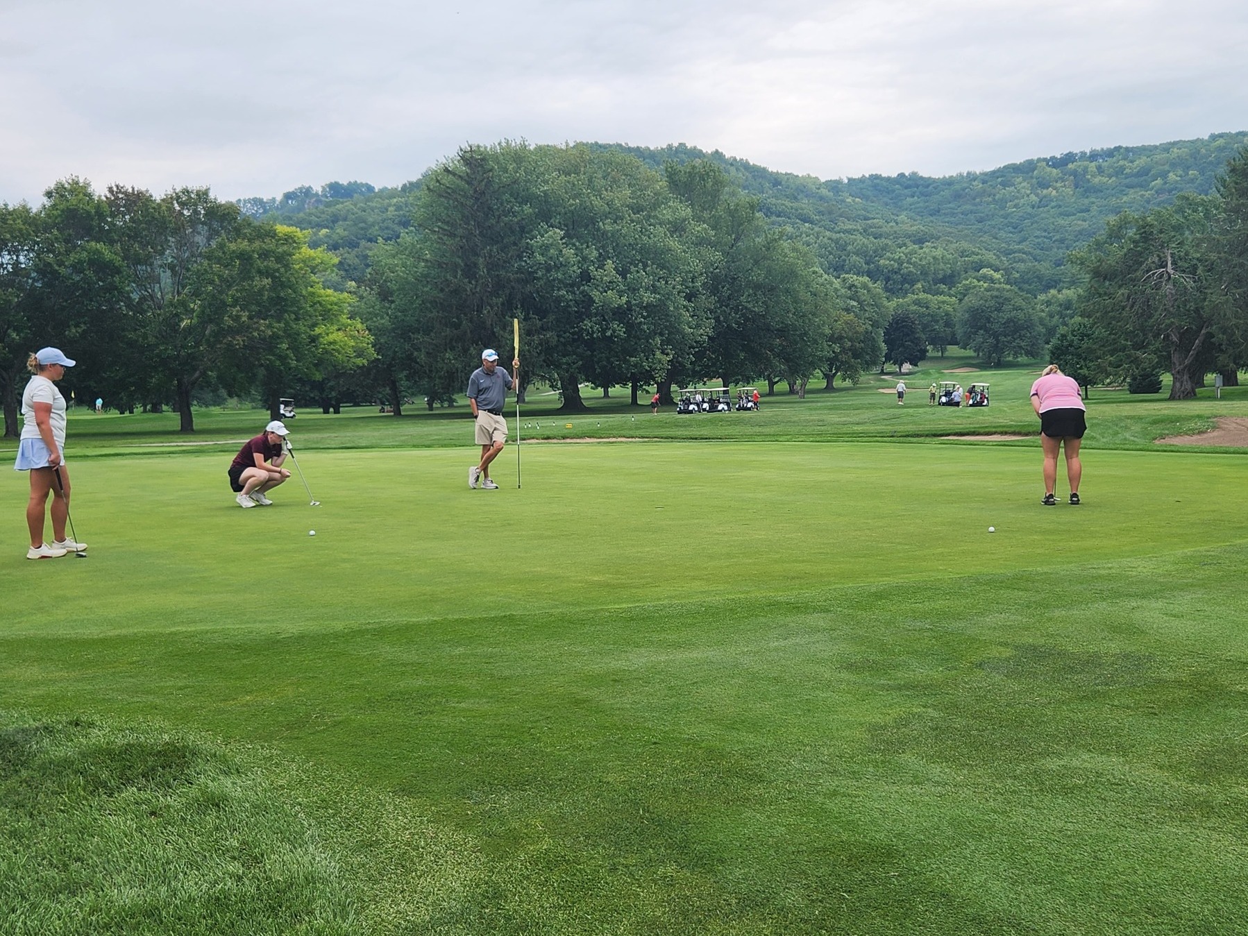 Golf Finishes Second at the DIII Classic University of Wisconsin La