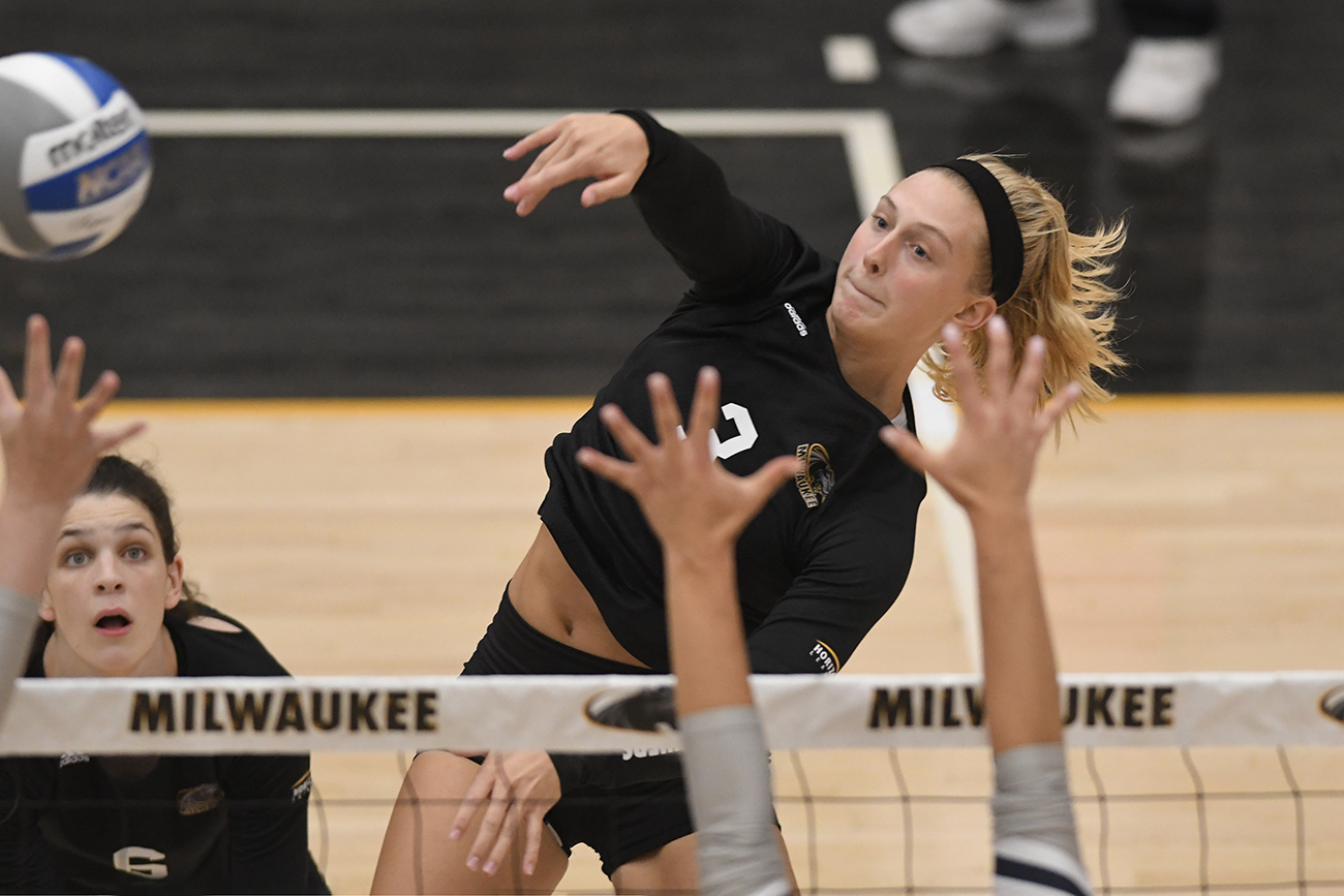 Louise Kiekhofer 2019 Women's Volleyball Milwaukee Athletics