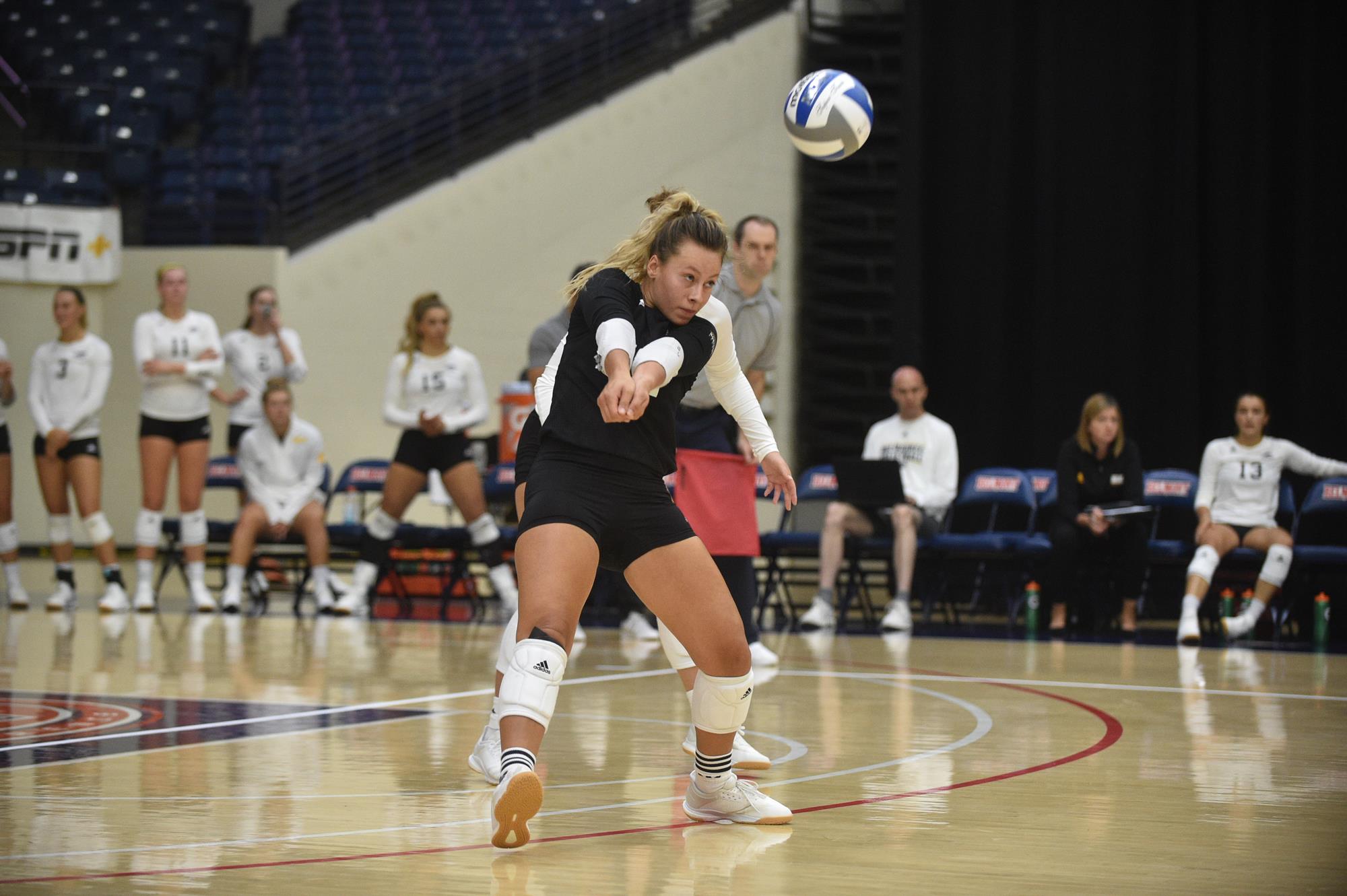 Jess Grabowski 2021 Women's Volleyball Milwaukee Athletics