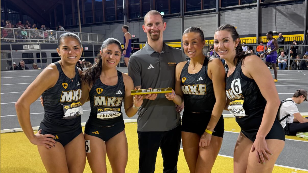 T&F Relay Recap Photo - Iowa Day 2