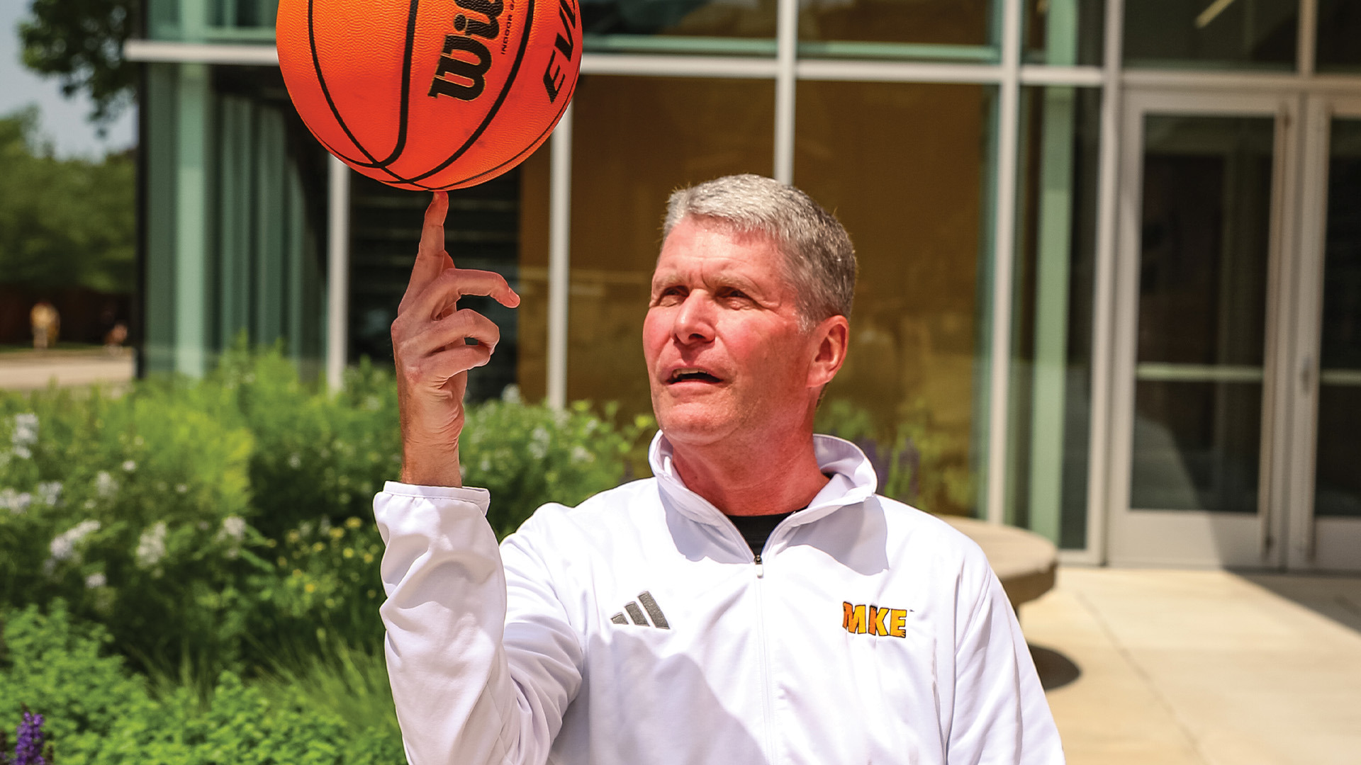 Bob Brainerd Roar Story Summer 2026