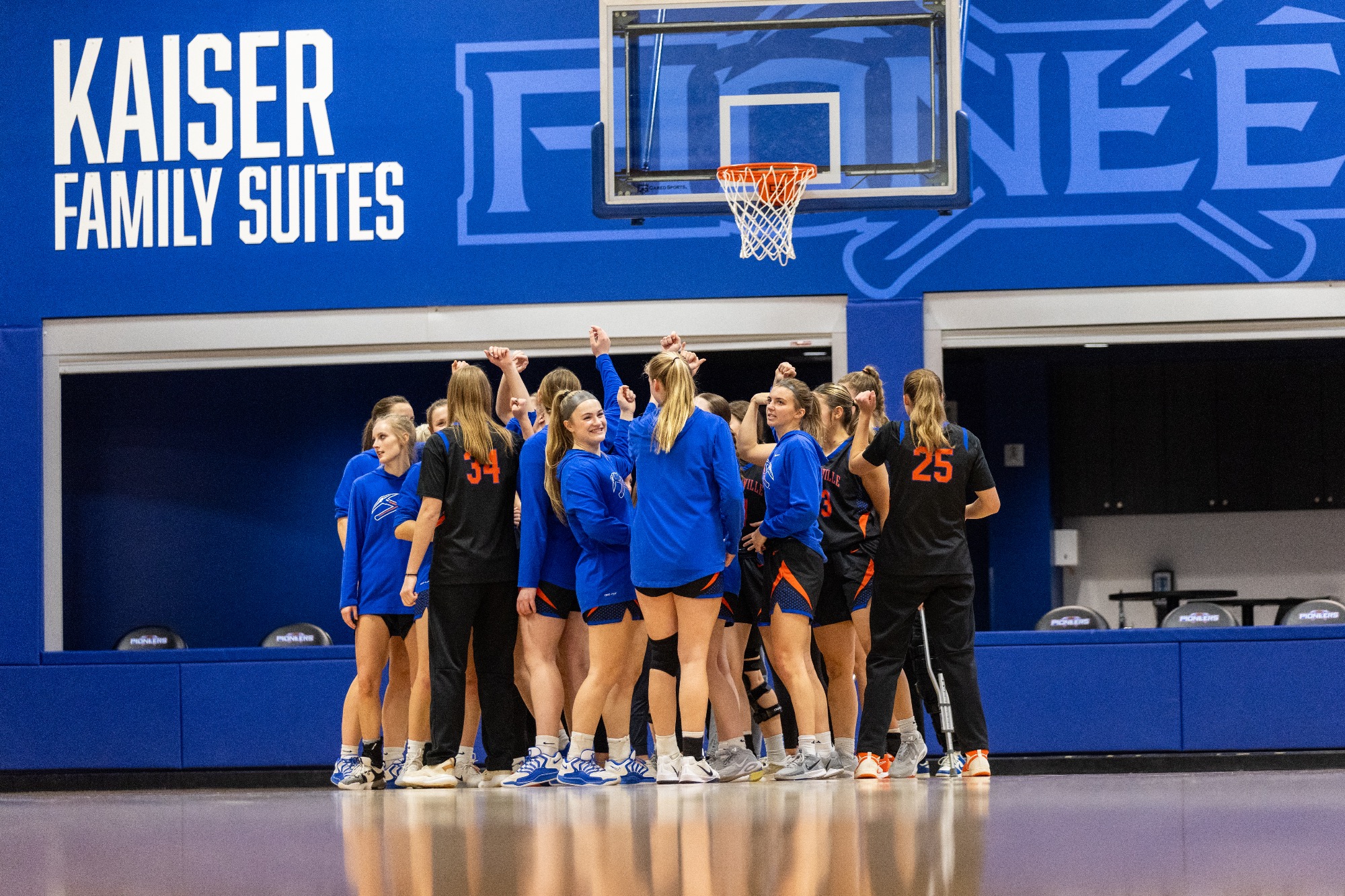 Women's Basketball vs Grinnell