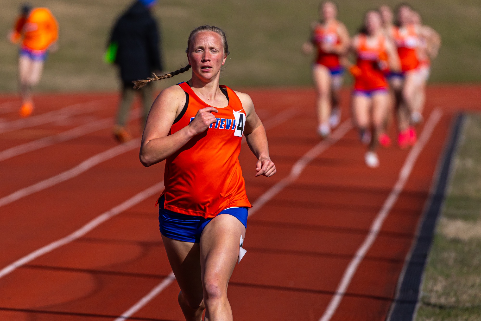 Track and Field Triangular 
