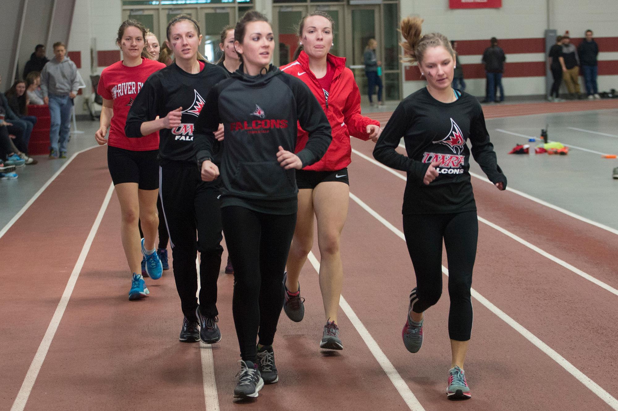 Track Teams Compete at the Phil Esten Challenge University of