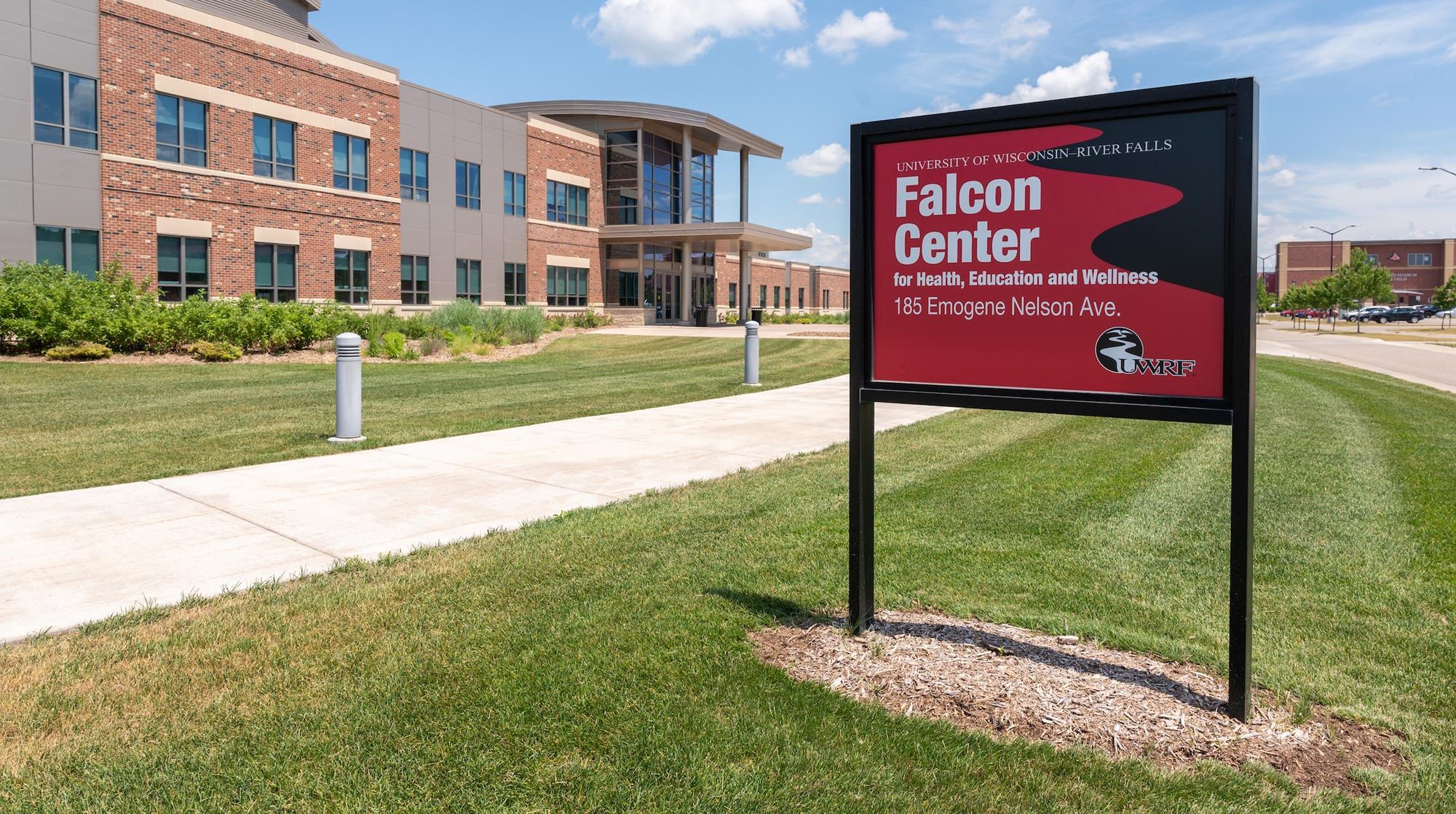 FalconCenter_exterior